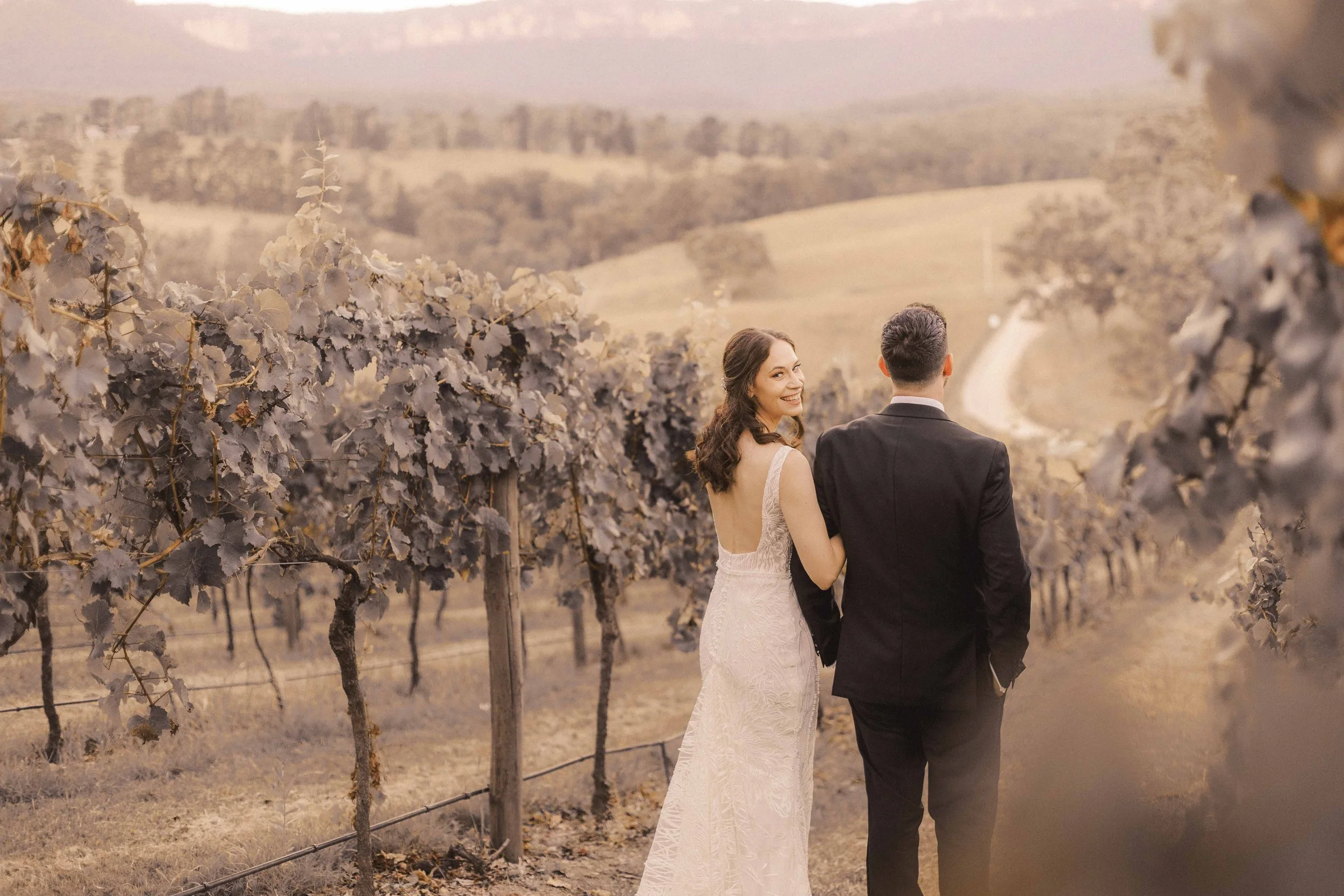 From the ceremony to canapés, let’s set the tone for your big day. Click to learn more.