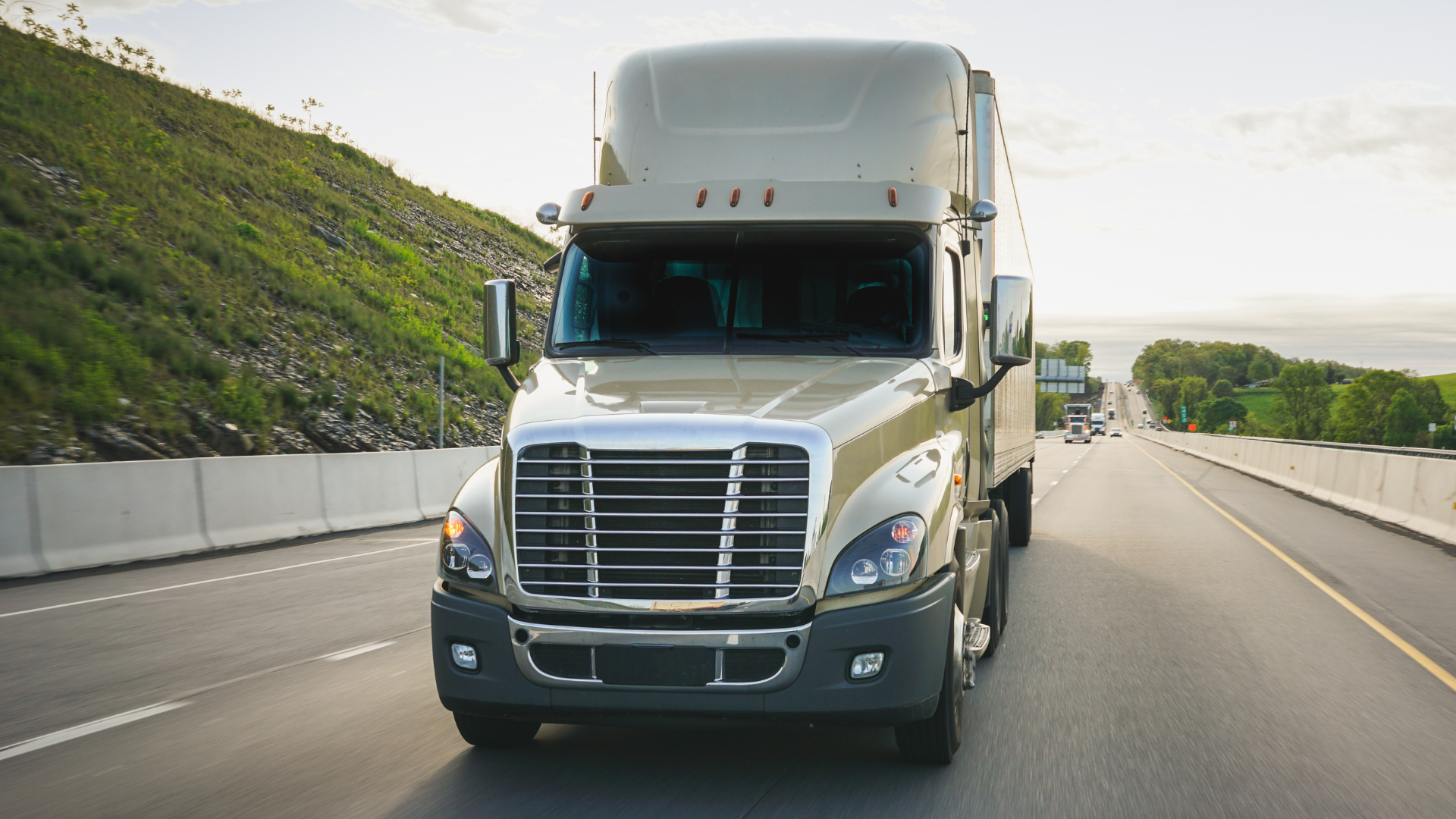 Owner-operator truck fleet risk management planning