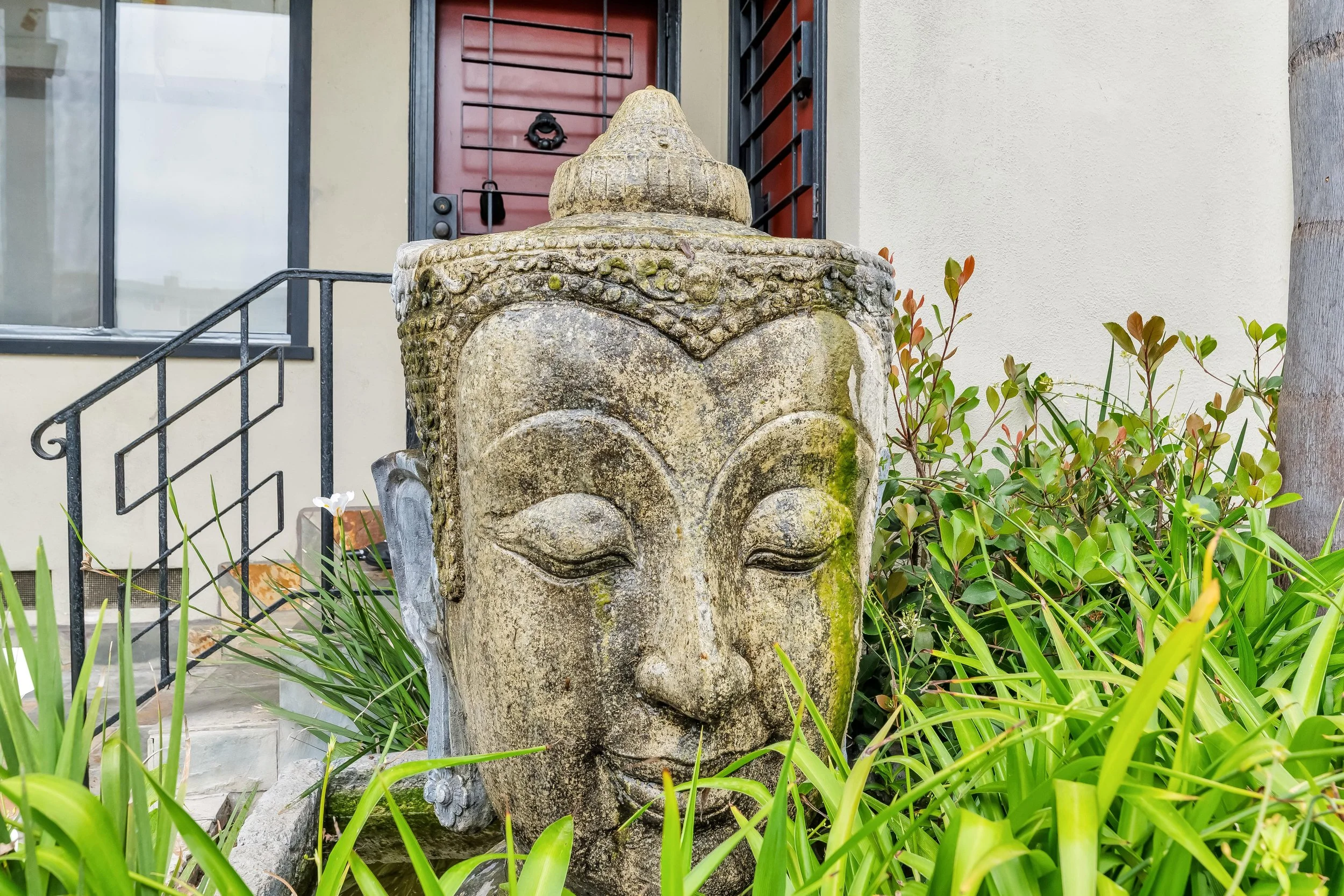 7154 Lexington Ave  -  HsHProd-21-min.jpg