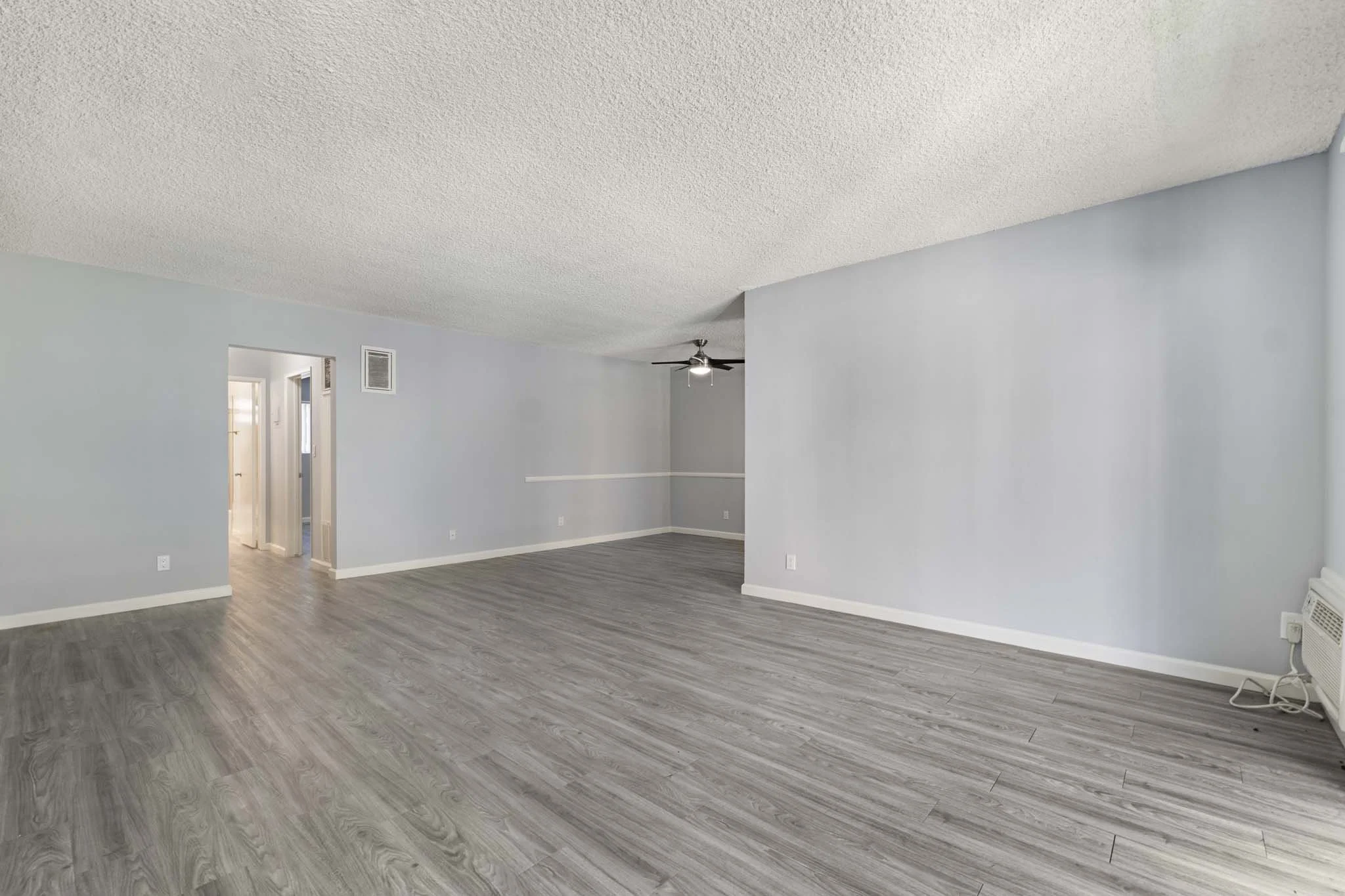 12015 Kling St, Valley Village  -  HsHProd-50.JPG