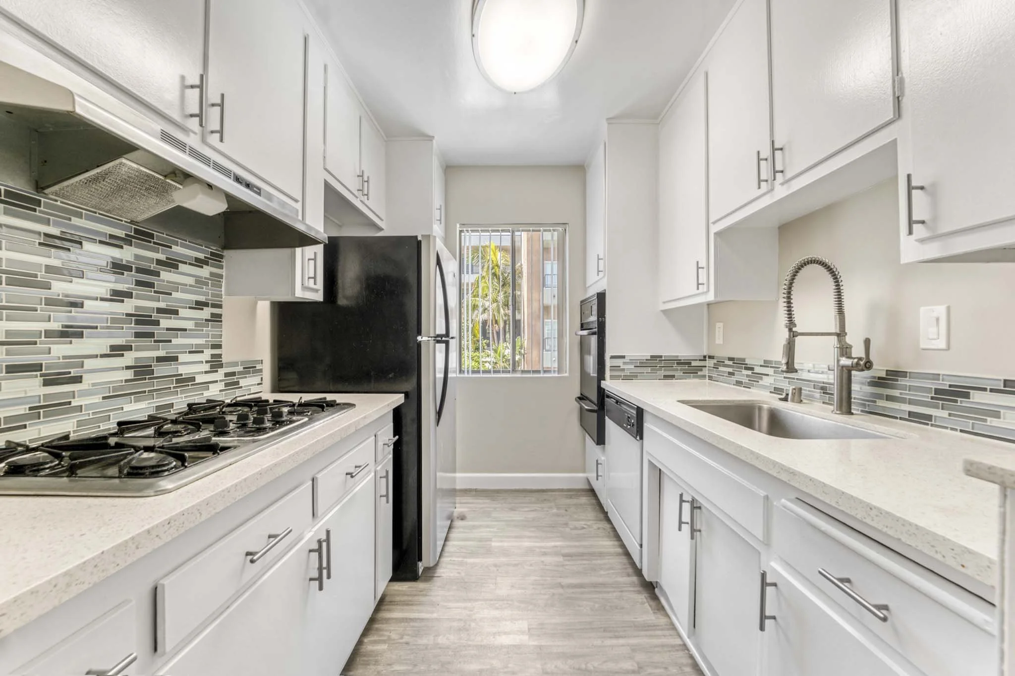 12015 Kling St, Valley Village  -  HsHProd-61.JPG