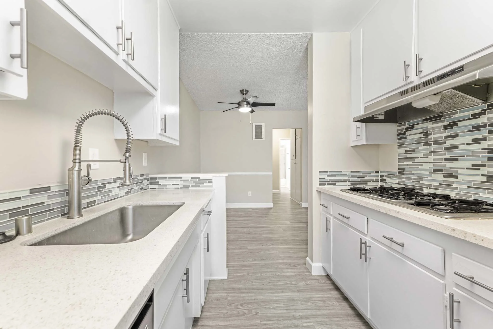 12015 Kling St, Valley Village  -  HsHProd-63.JPG