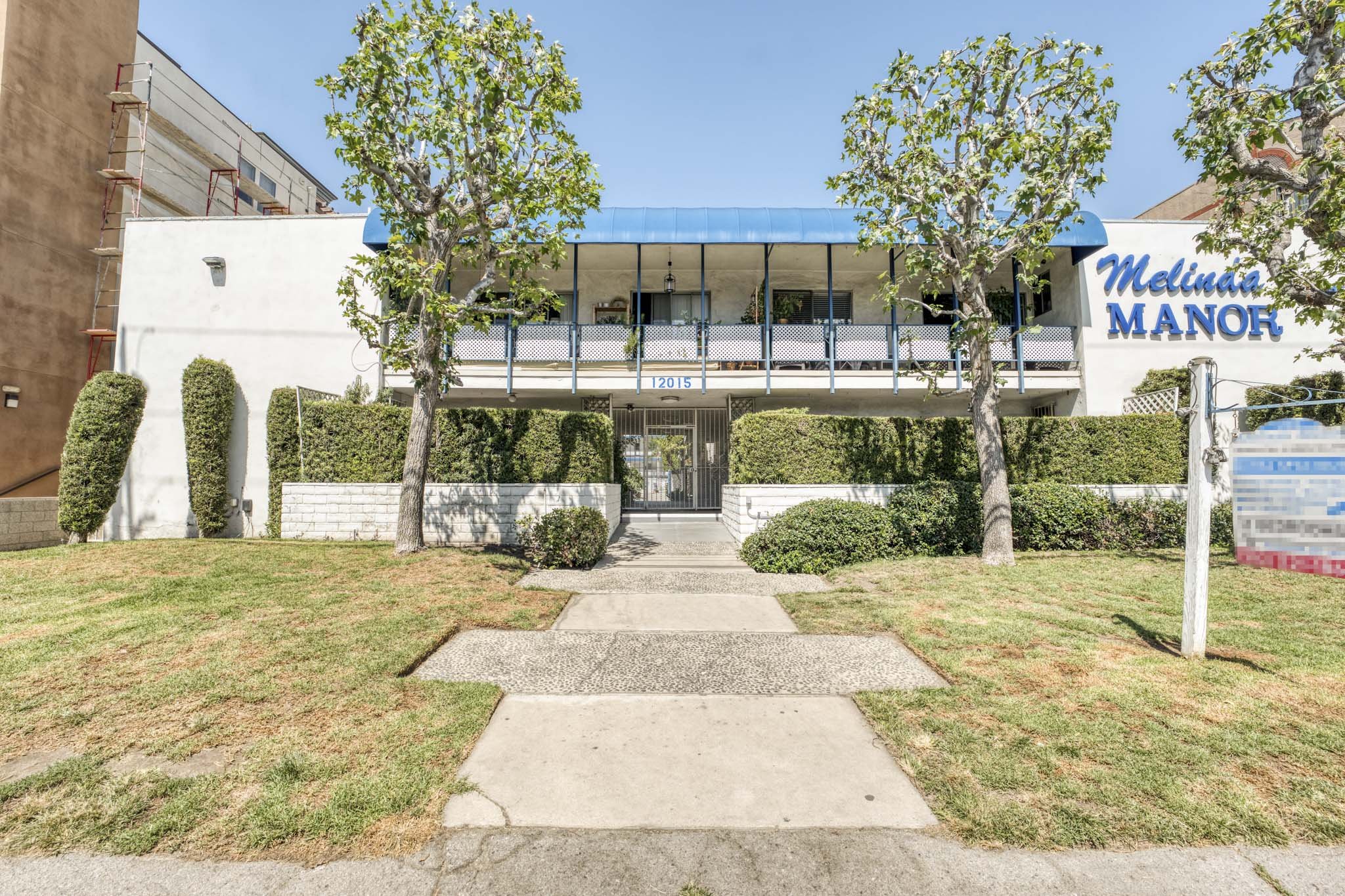 12015 Kling St, Valley Village  -  HsHProd-75.JPG