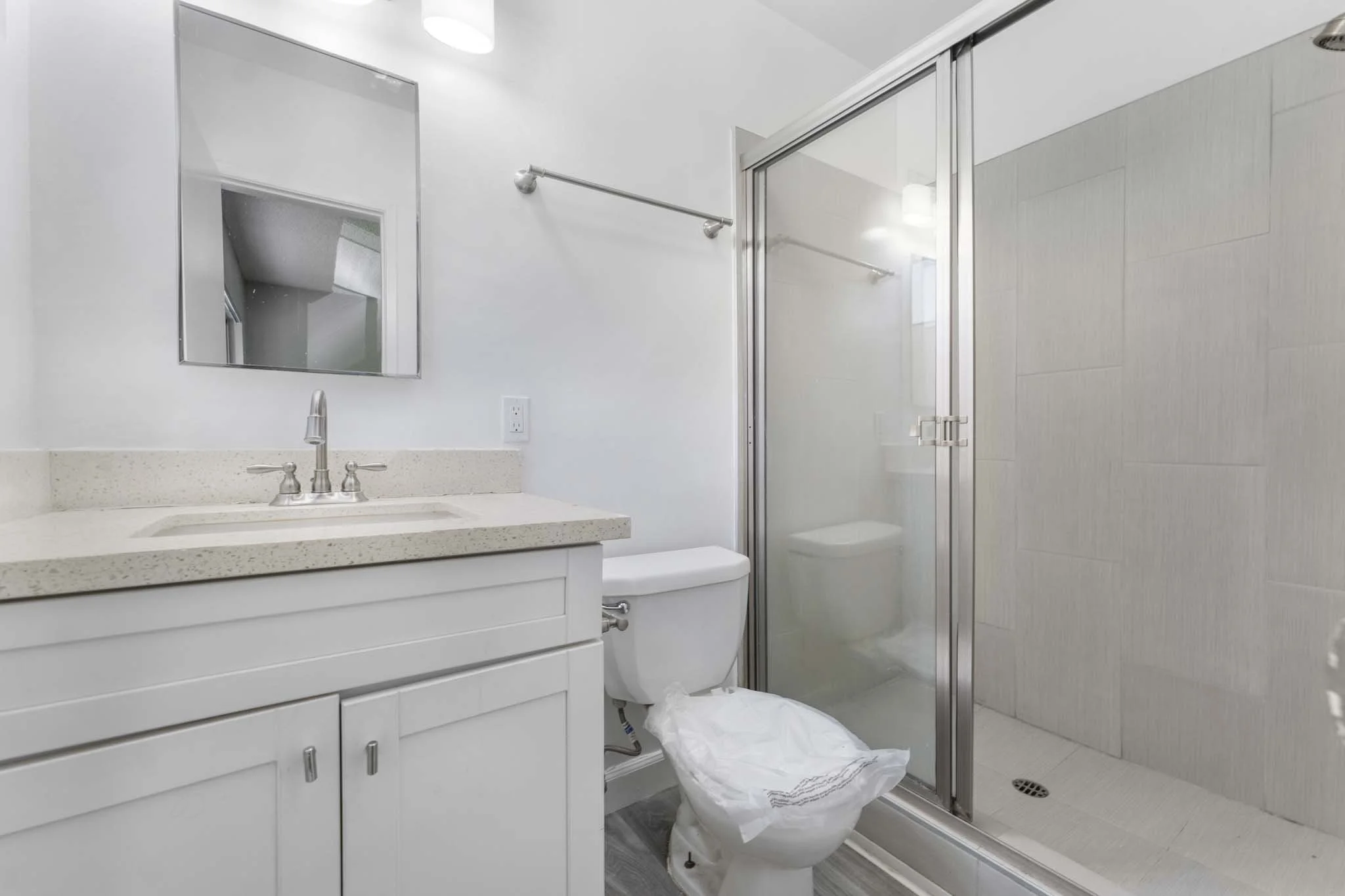 12015 Kling St, Valley Village  -  HsHProd-58.JPG