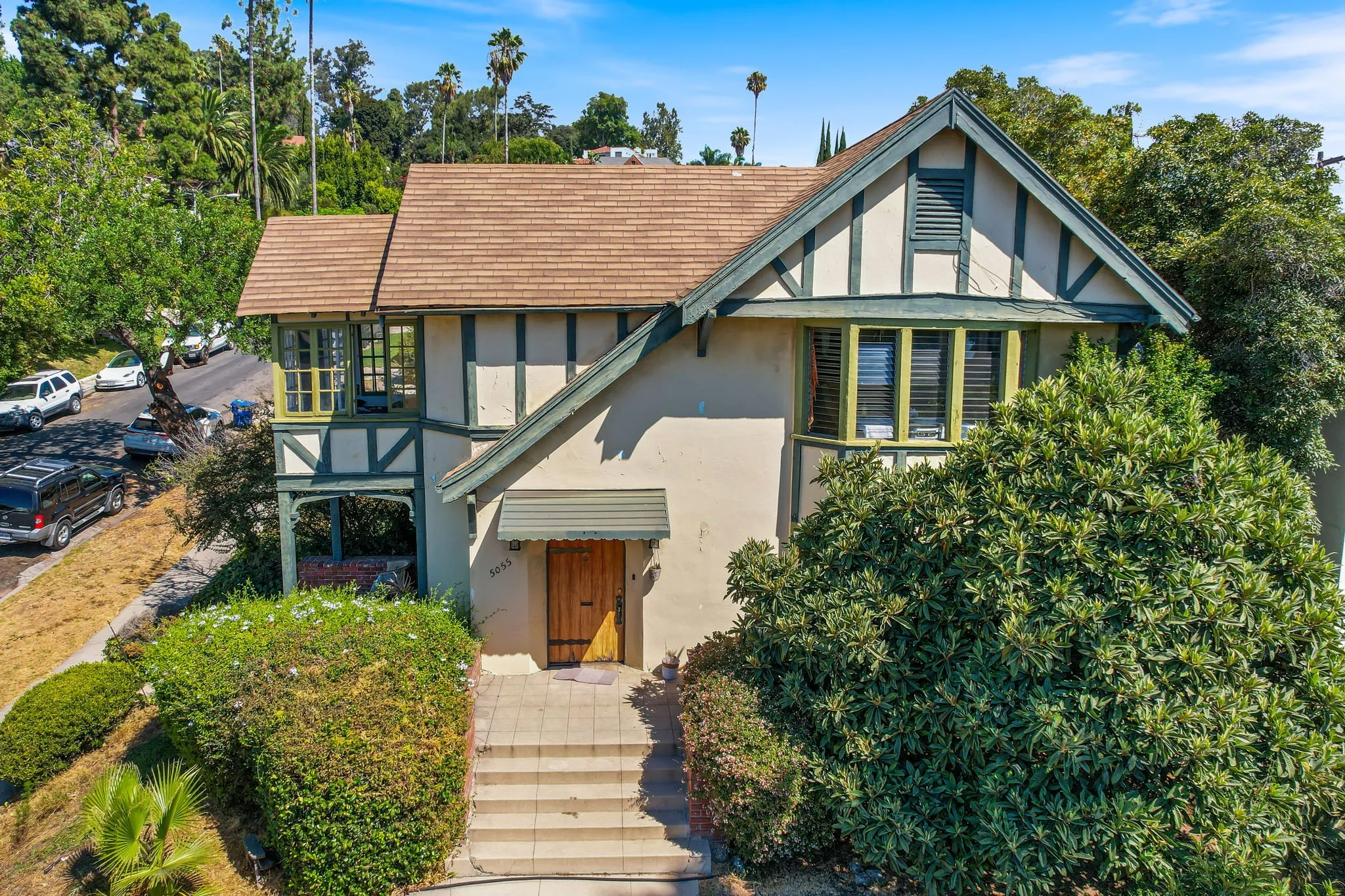 5-web-or-mls-1900 Normandie-005.jpg