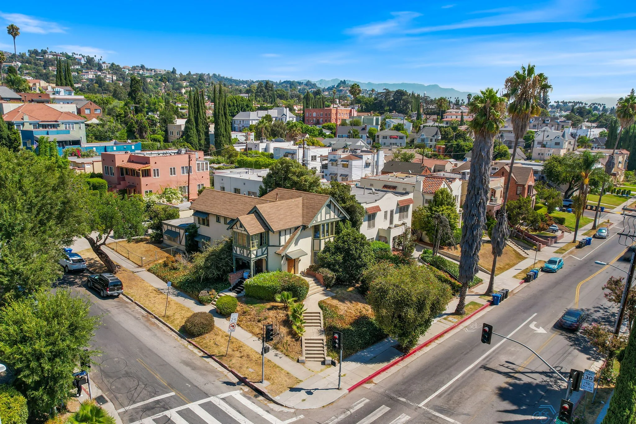 4-web-or-mls-1900 Normandie-004.jpg