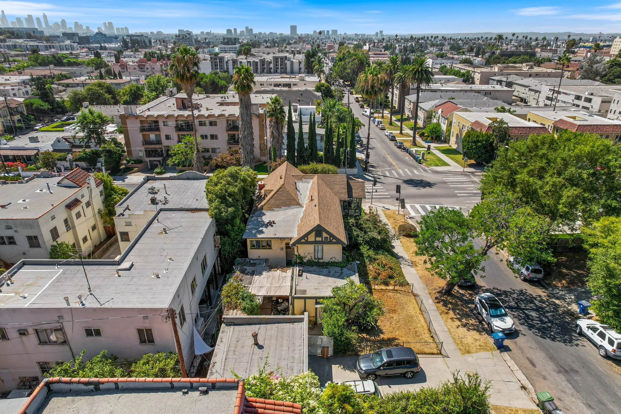 12-web-or-mls-1900 Normandie-012.jpg