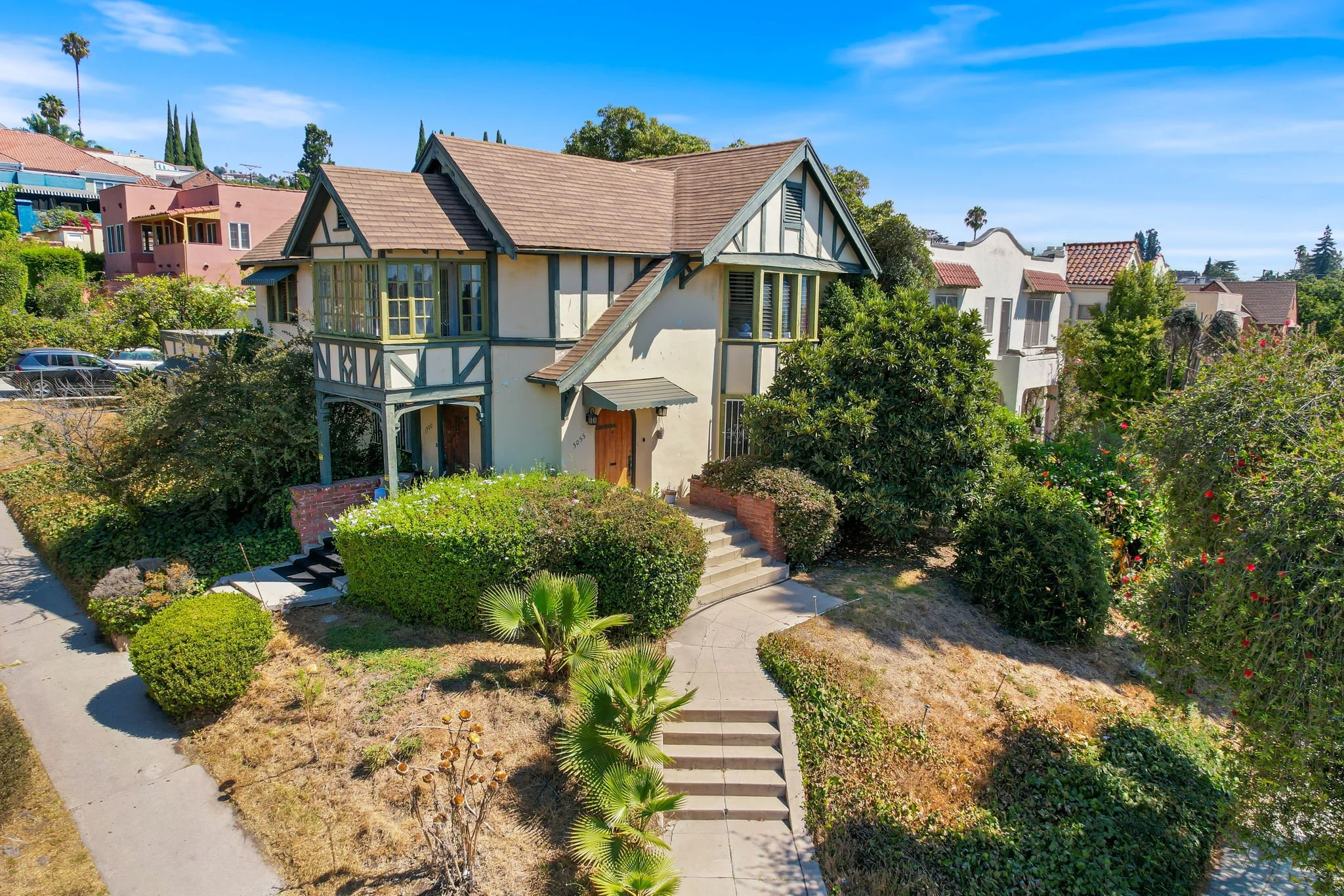 1900 N Normandie.jpg