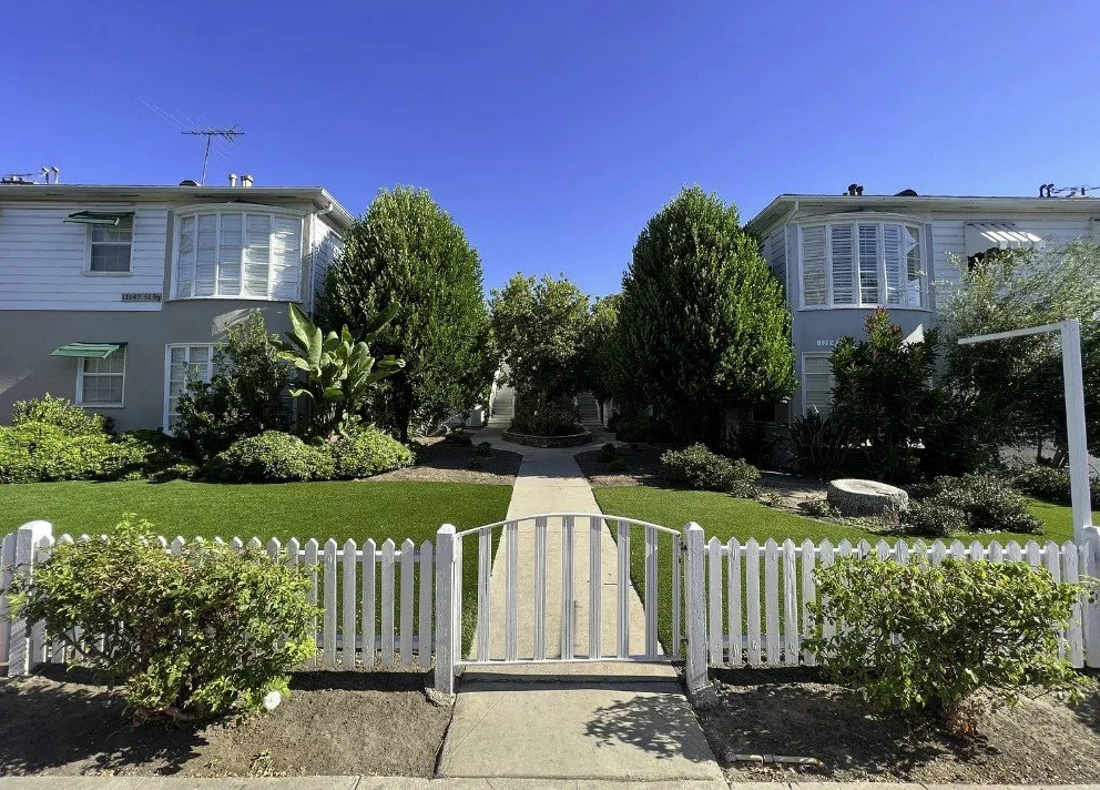 11143 - 11147 Acama Photo.jpg