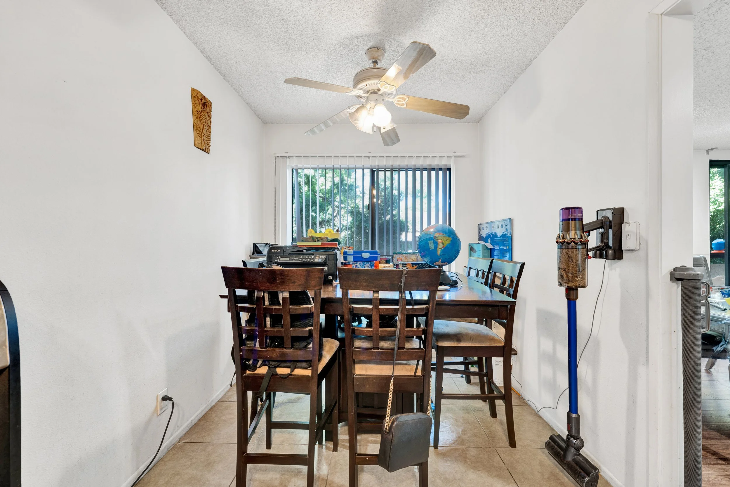 4727 Kester Ave, Sherman Oaks - HsHProd - 27.jpg