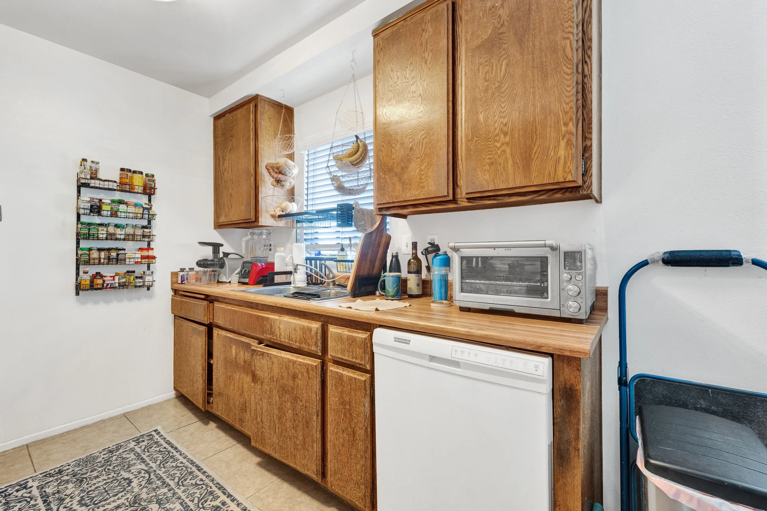 4727 Kester Ave, Sherman Oaks - HsHProd - 23.jpg