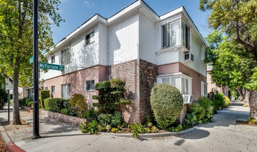 4100 McFarlane Ave, Burbank: 13-unit apartment building