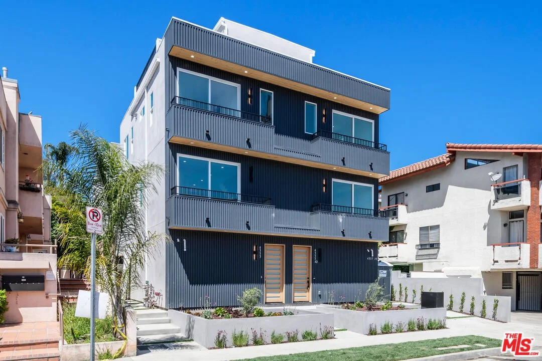 4333 Dixie Canyon Los Angeles, CA 91423