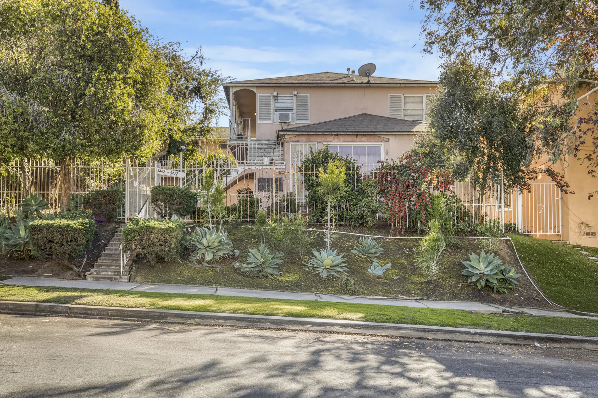 5462 Alvern Circle Los Angeles, CA 90045
