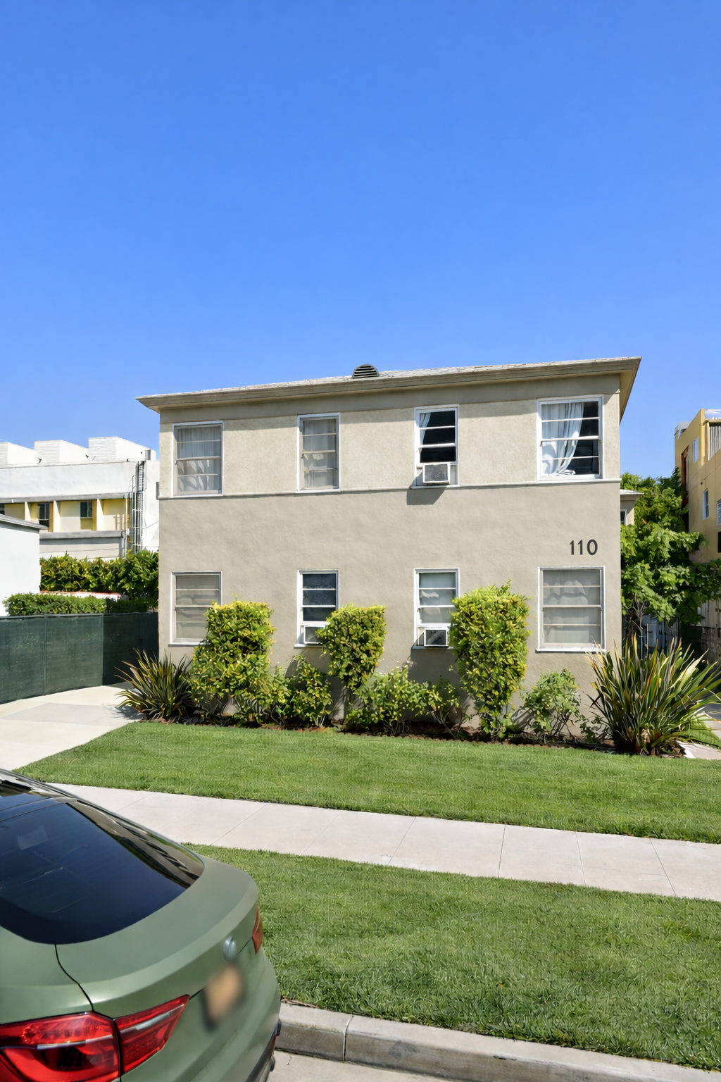 110 N Orlando Ave, Beverly Grove: 4-unit apartment building