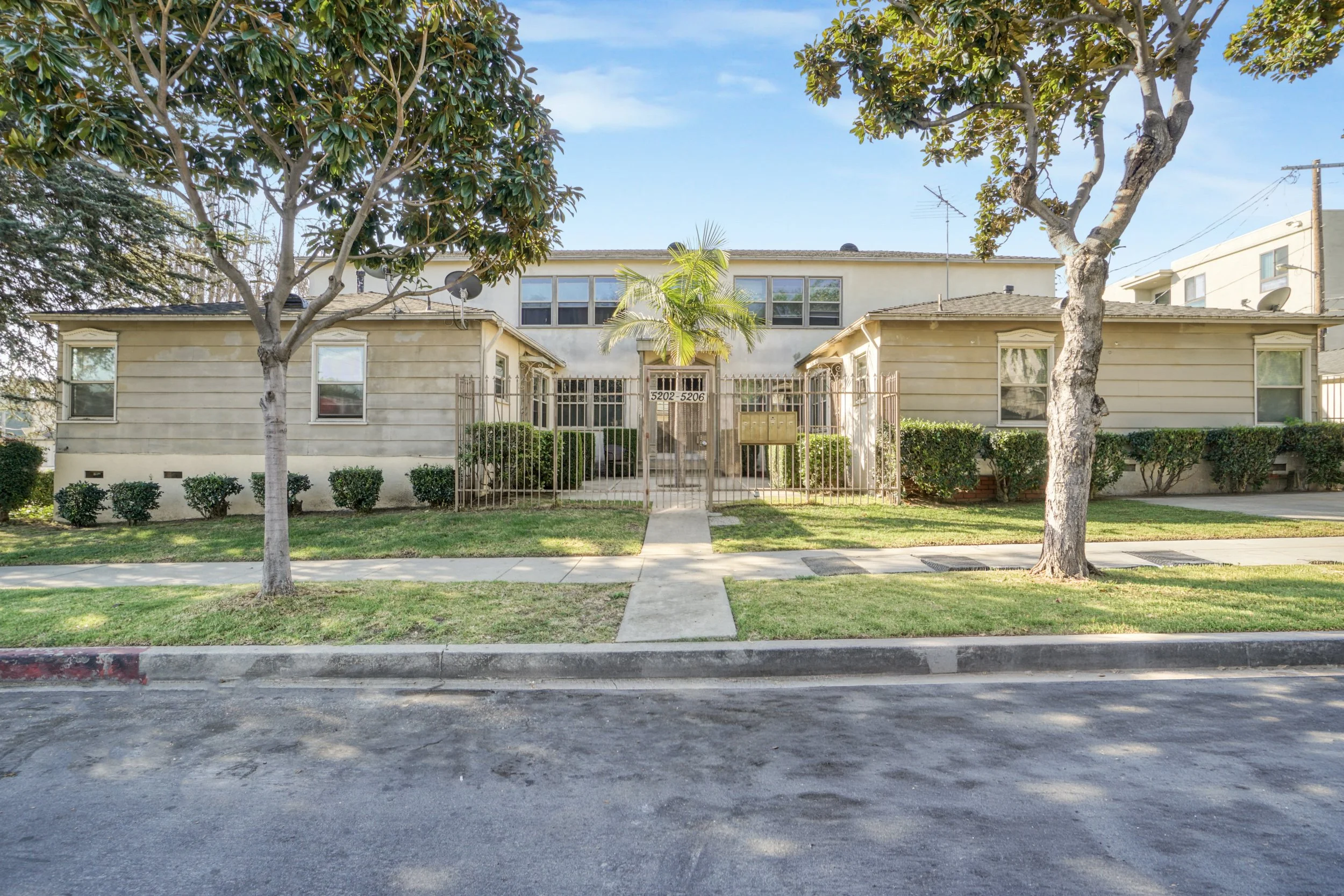 5202 Knowlton Street Los Angeles, CA 90045