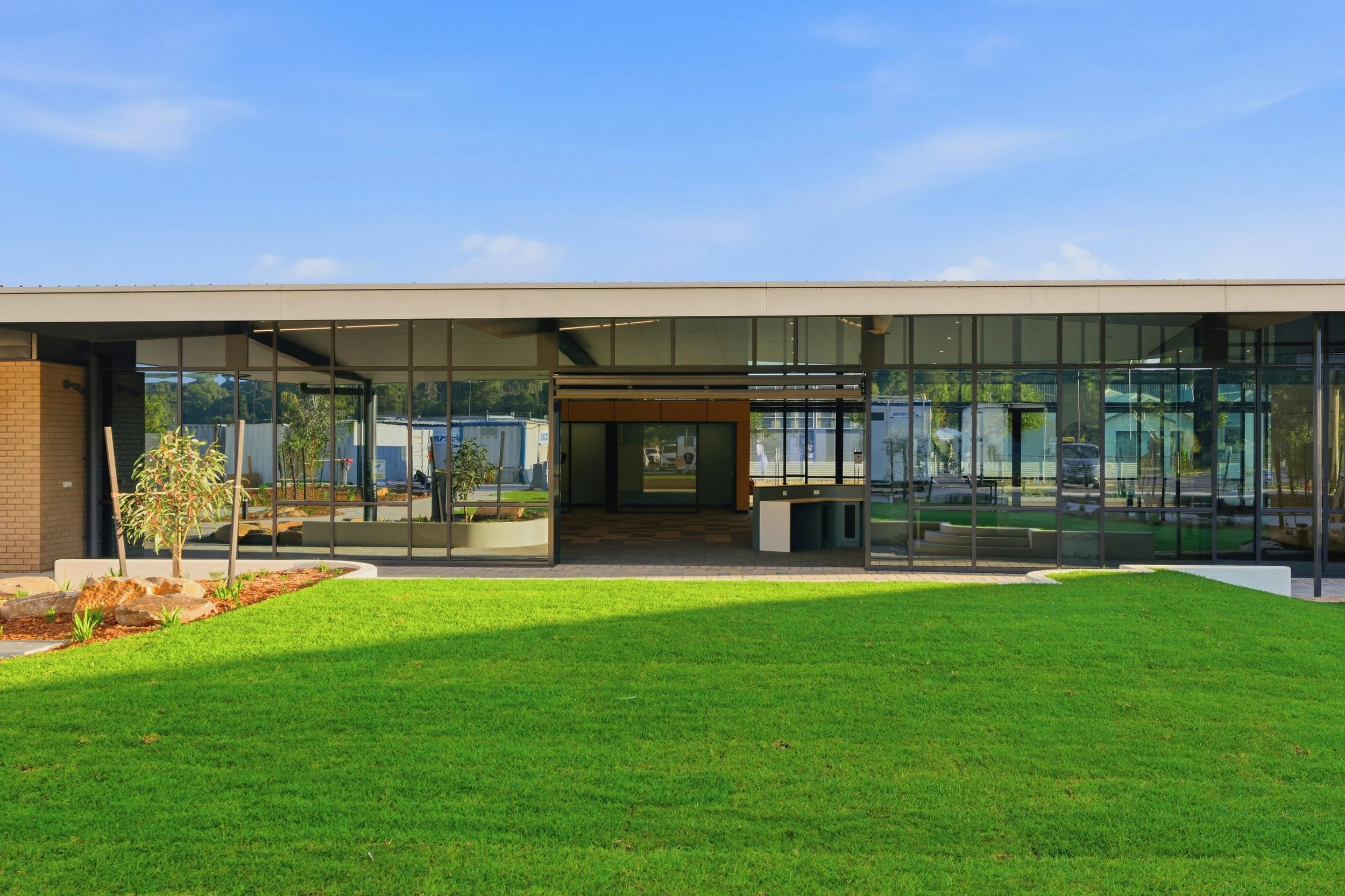 12-Banksia-Boulevard-Dalyellup-08.jpg