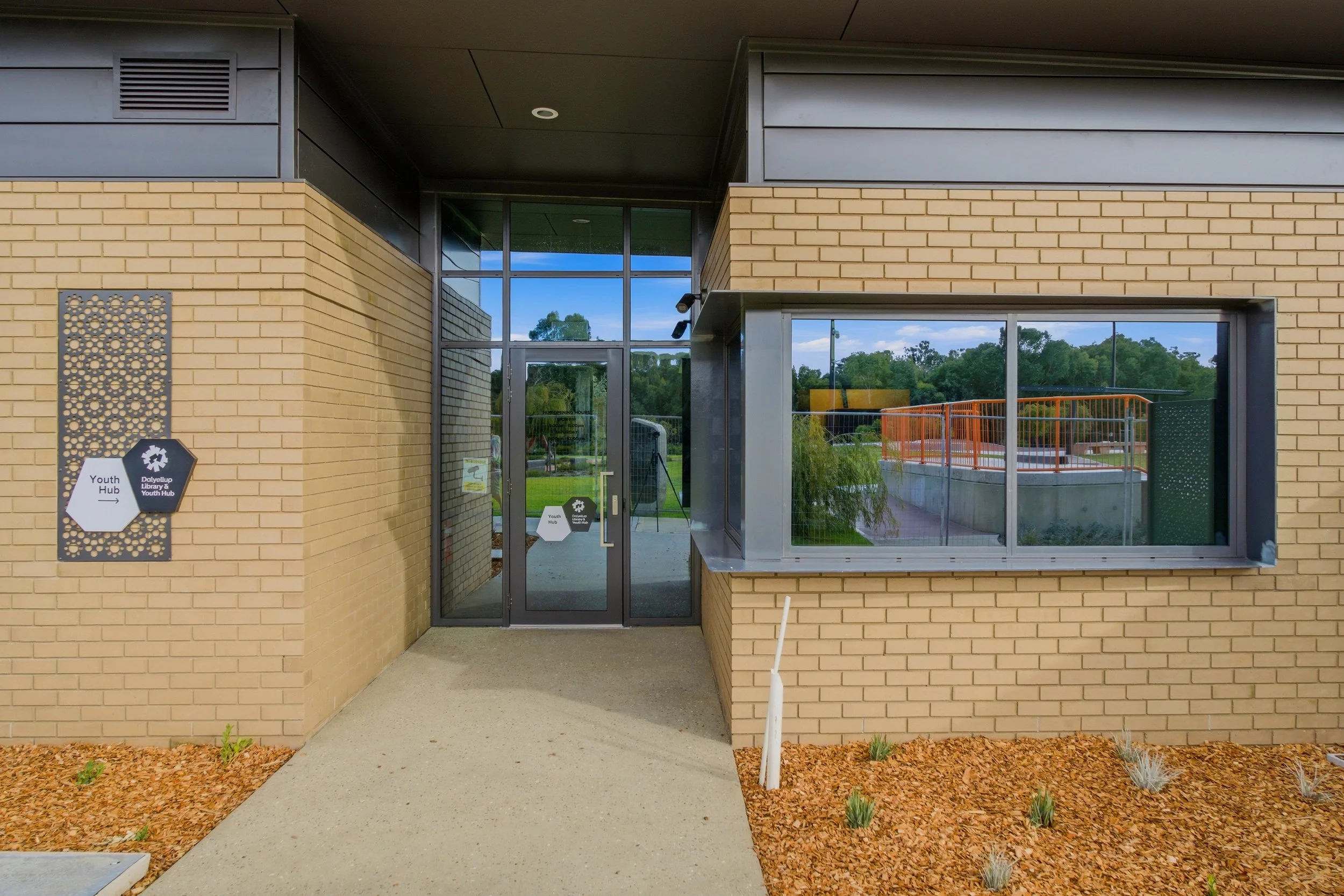 12-Banksia-Boulevard-Dalyellup-23.jpg