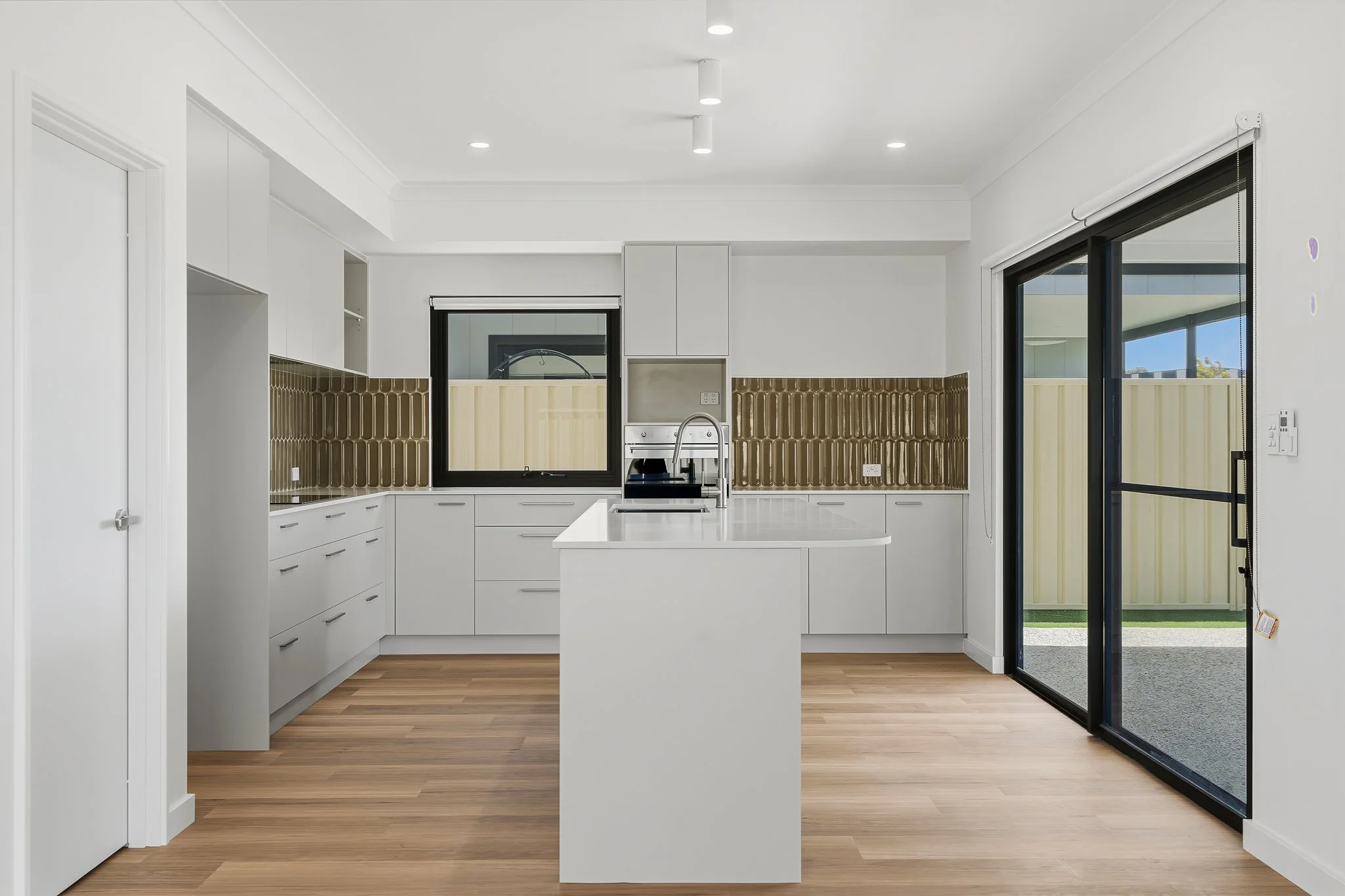 1 Kingston Drive, Australind - 19.jpg