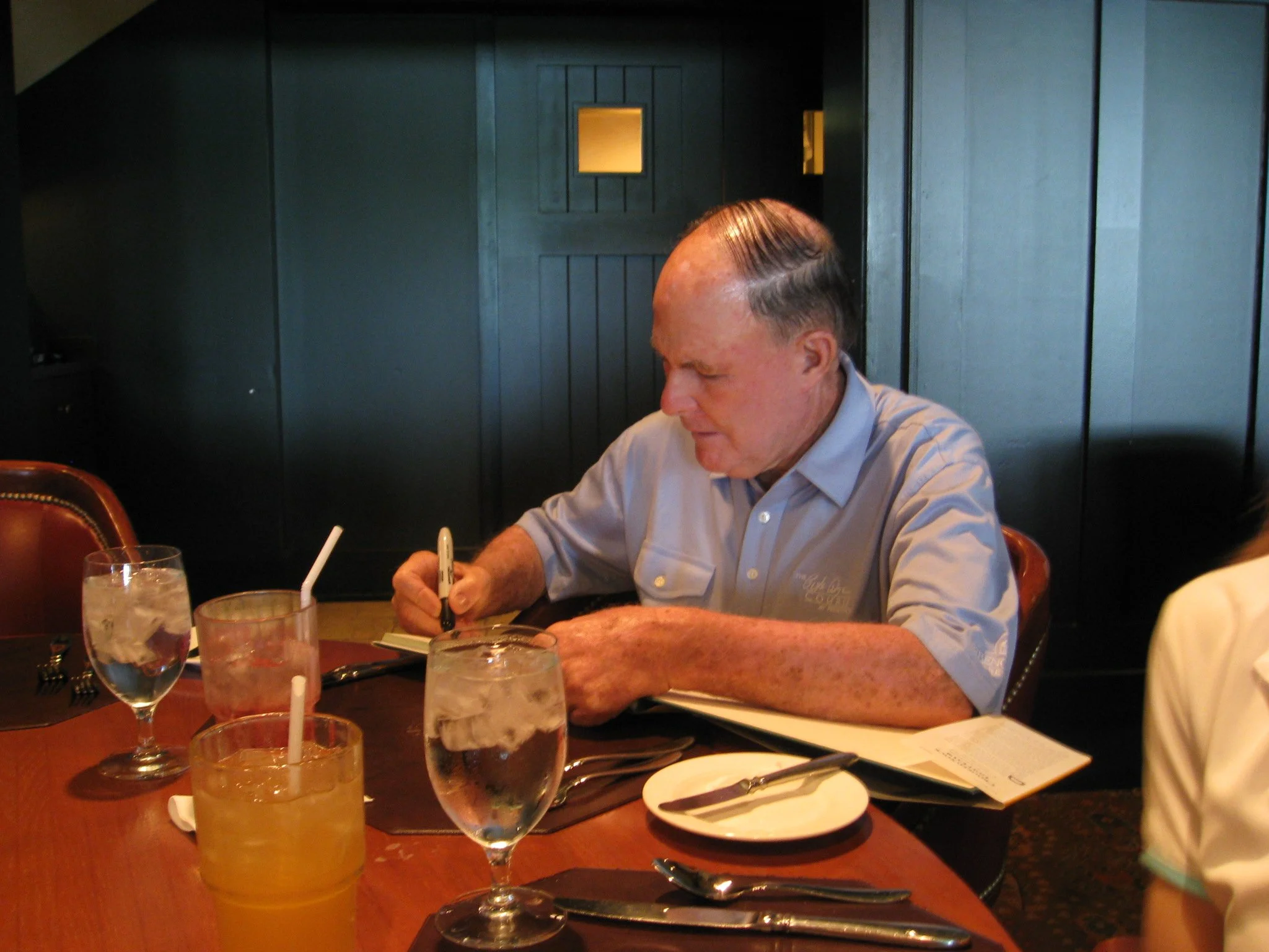 017 - Pete Signing Autographs at Crooked Stick Clubhouse.JPG