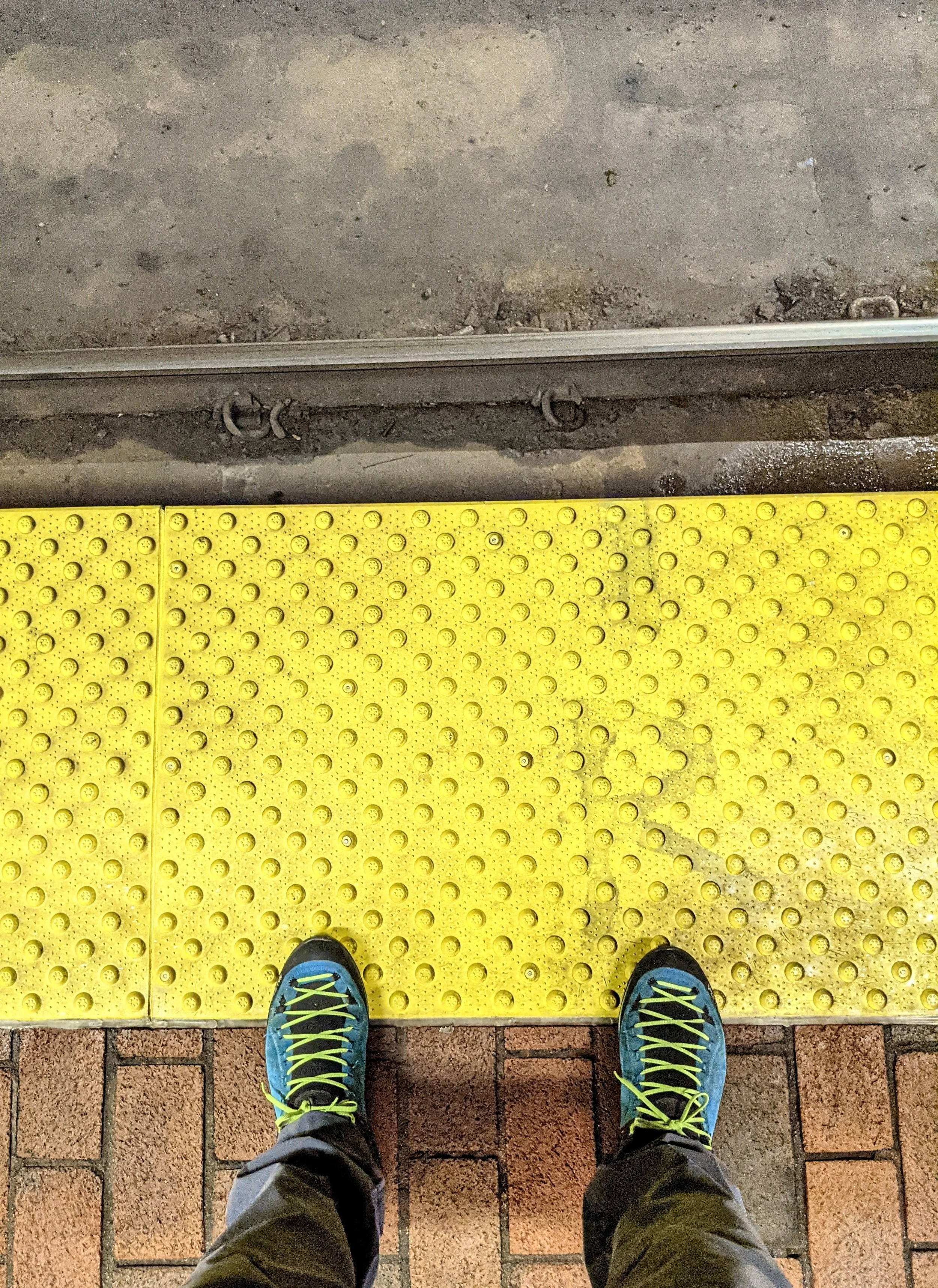 Tale of Two Soles - Geoff Rhodes (40).jpg