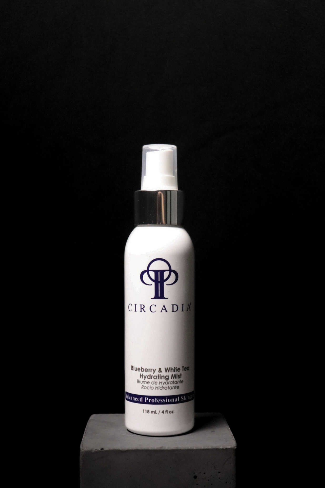 blueberry & white tea hydrating mist