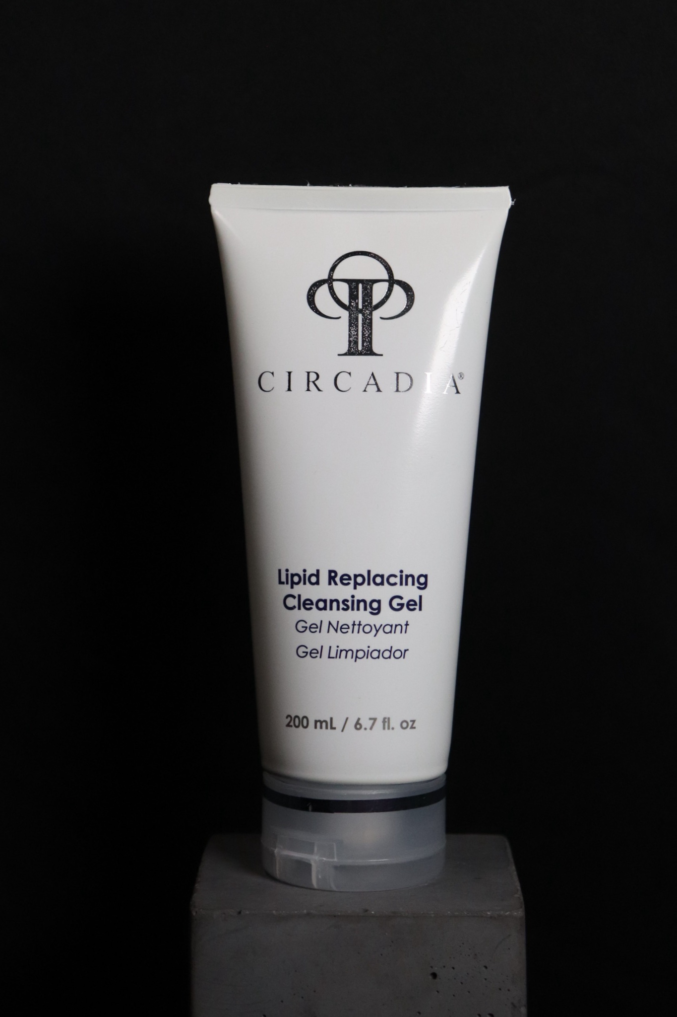lipid replacing cleansing gel