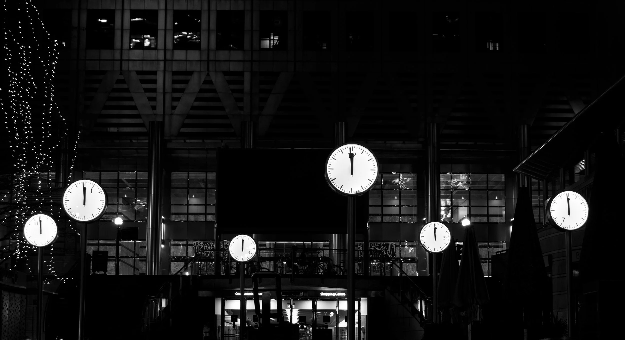 Episode 08: Midnight Miniatures: How Creativity Shifts After Midnight