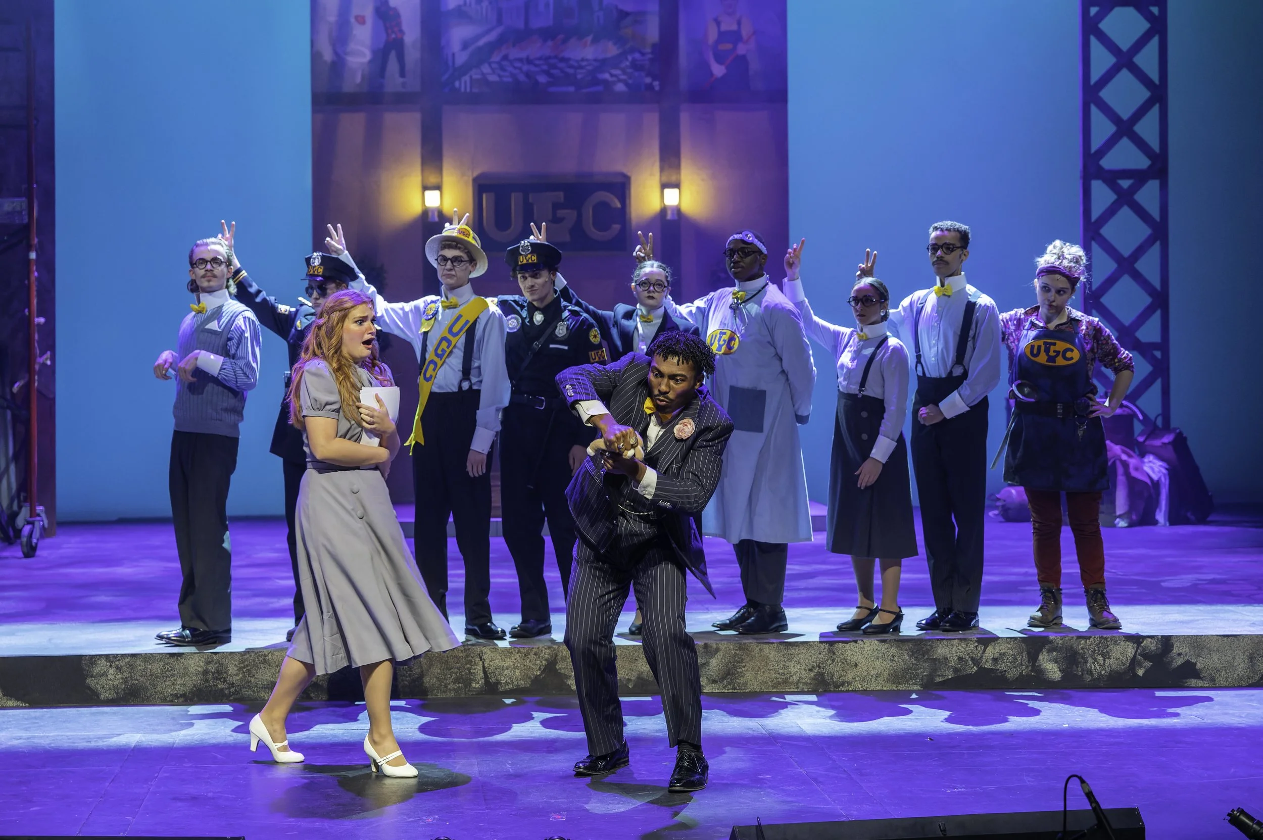 Urinetown_312-_.jpg