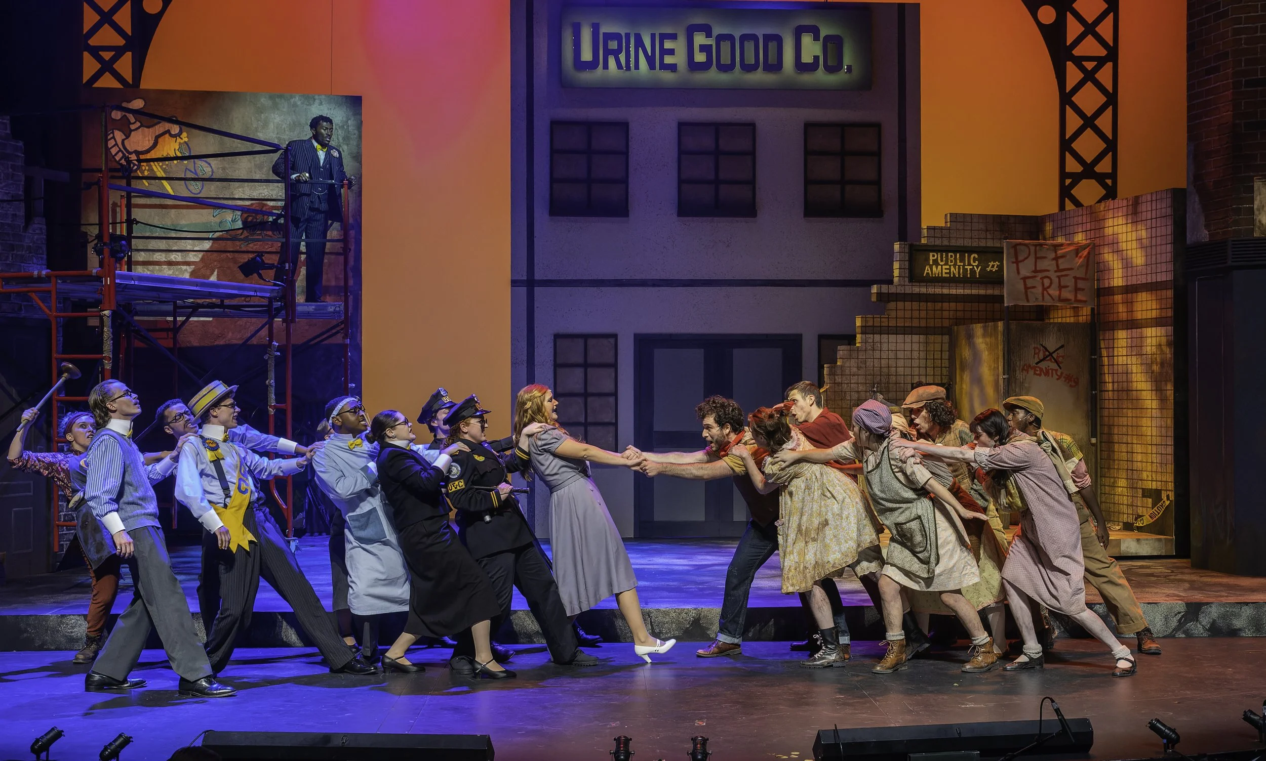 Urinetown_422-_.jpg