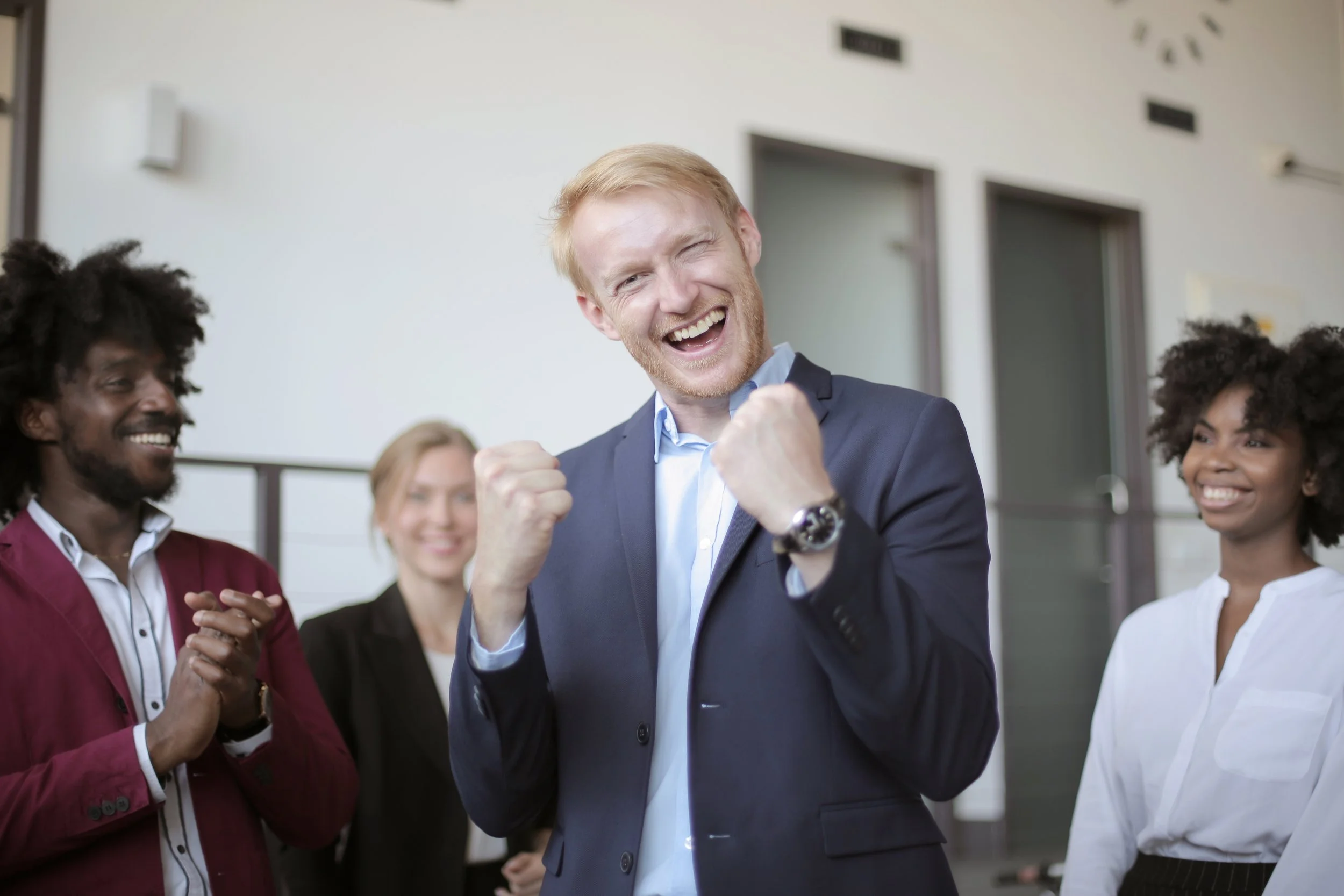 The Hidden Power of Social Selling: Why Small Teams Often Outperform Large Organizations