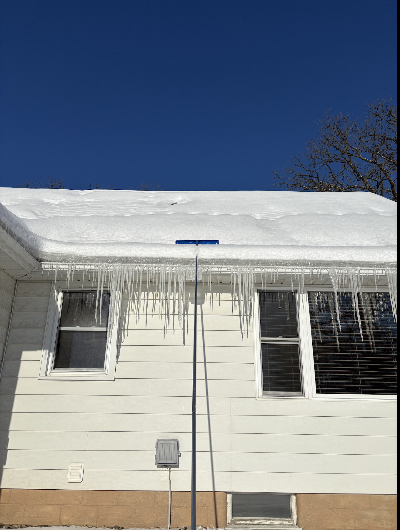 Roof Rake Snow Removal