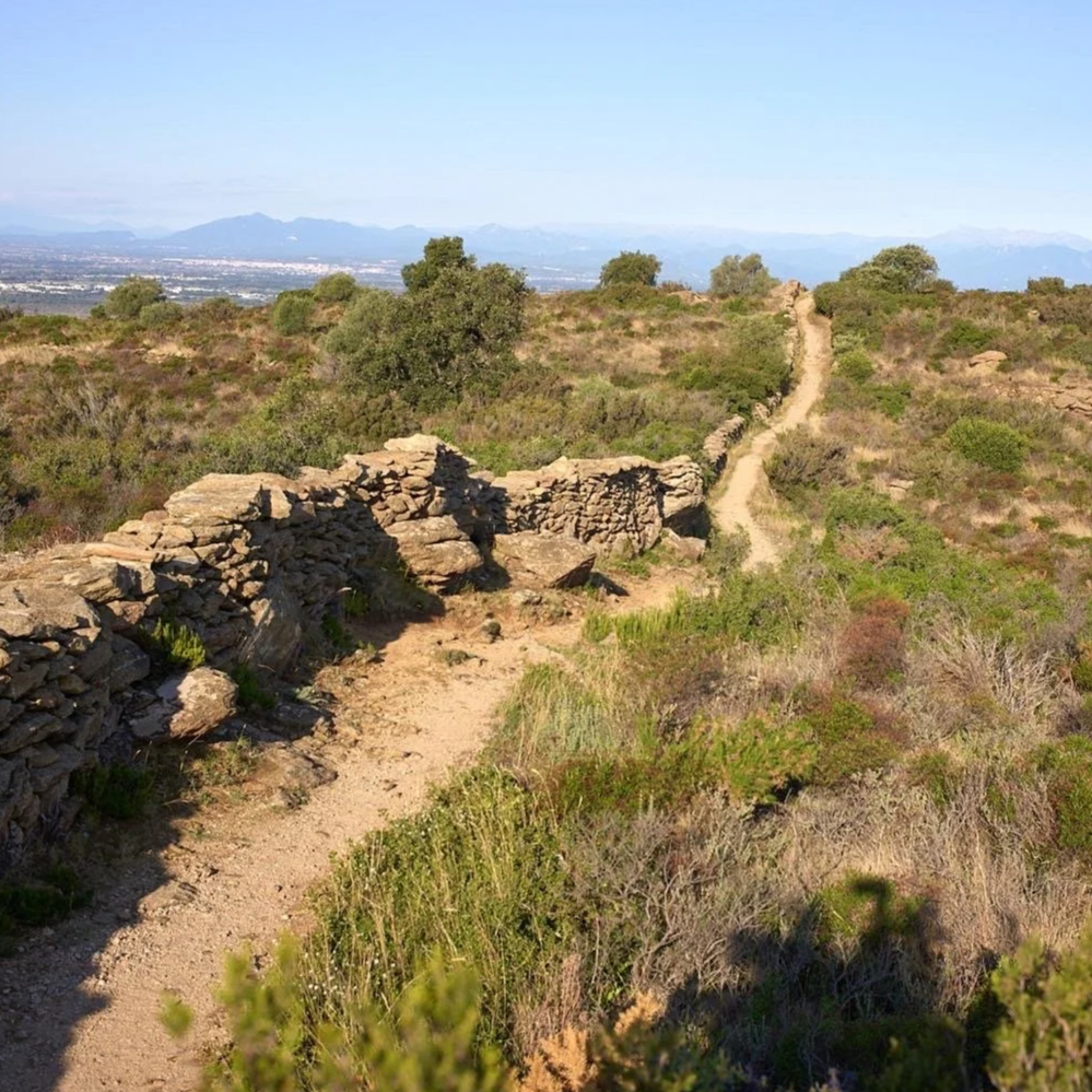 Experience the Cap De Crus Natural Park. Stay at Casa de l'Albada.