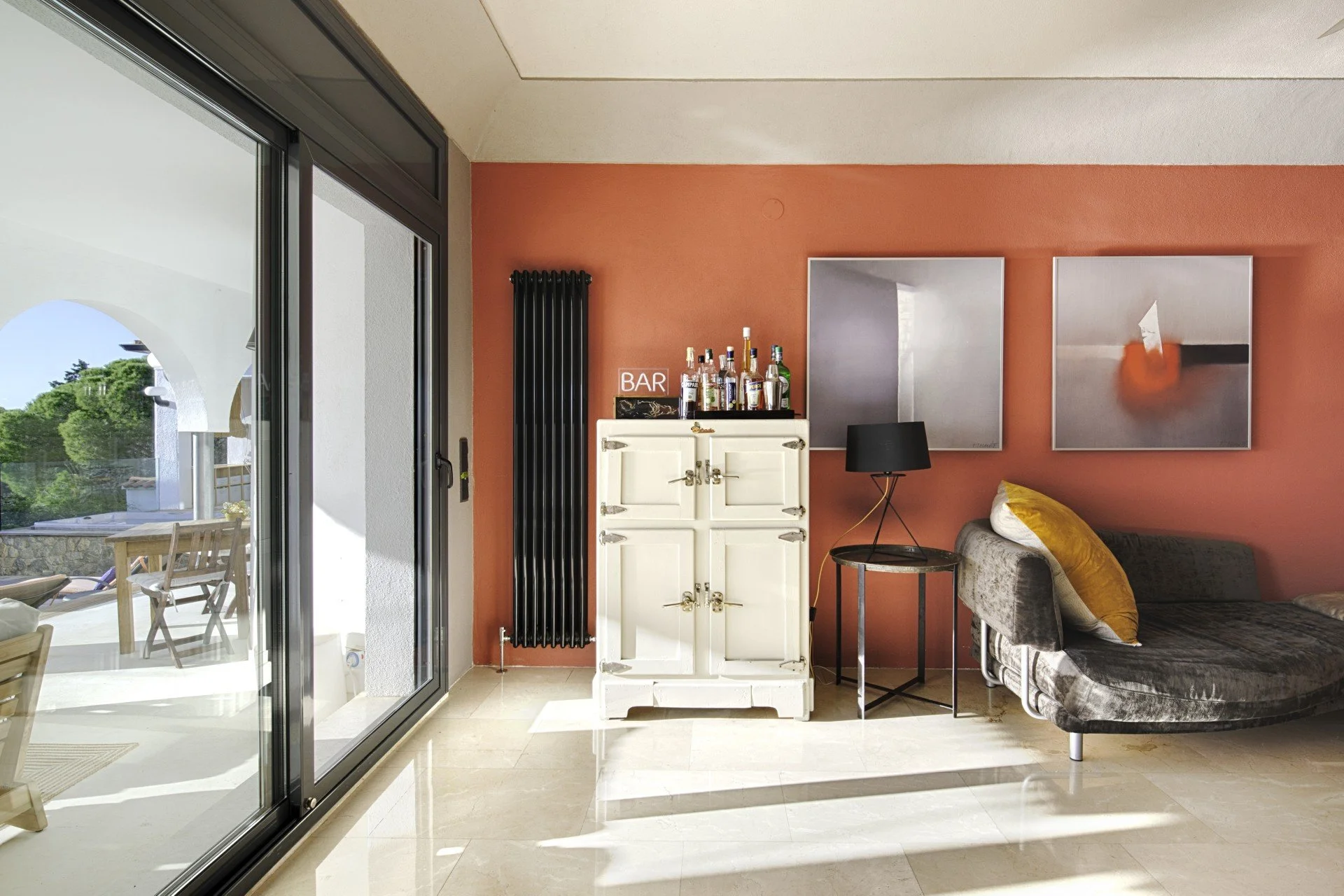 Make yourself at home at Casa de l'Albada. Whether celebrating or unwinding, our Honour Bar is yours to enjoy.