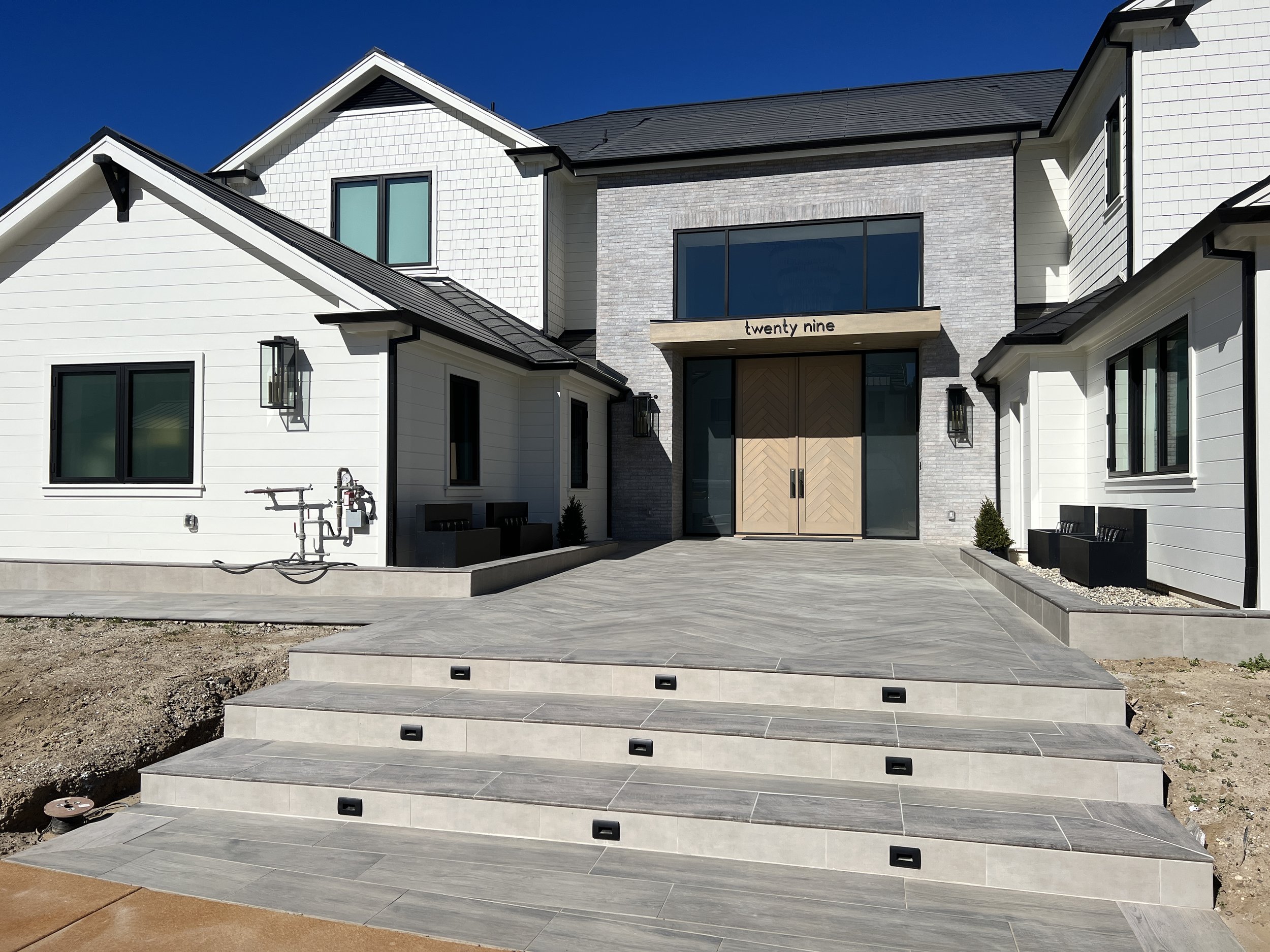 How to Choose the Right Remodeling Contractor in Orange County