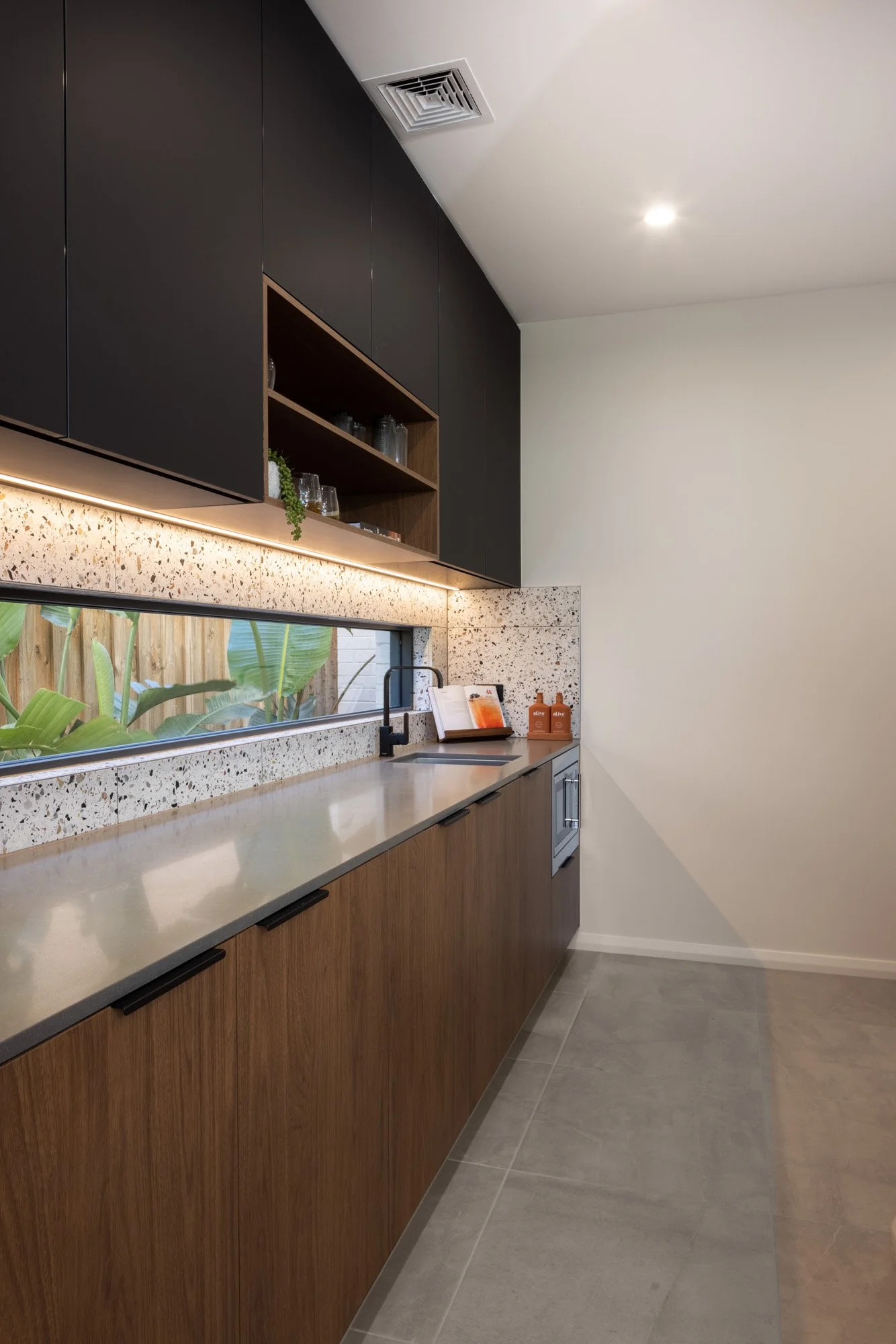 Lumina Butler's Kitchen