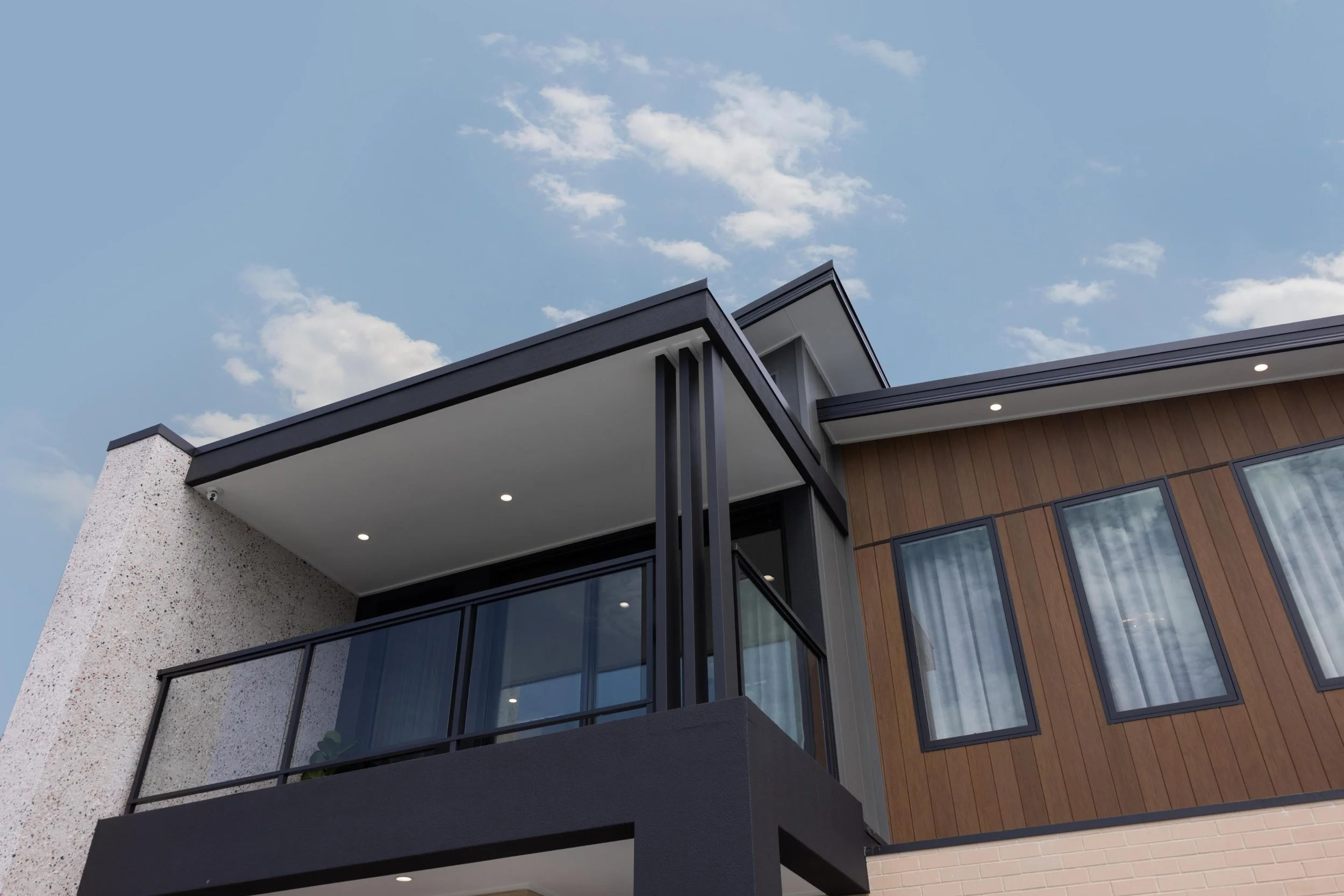 Lumina Balcony