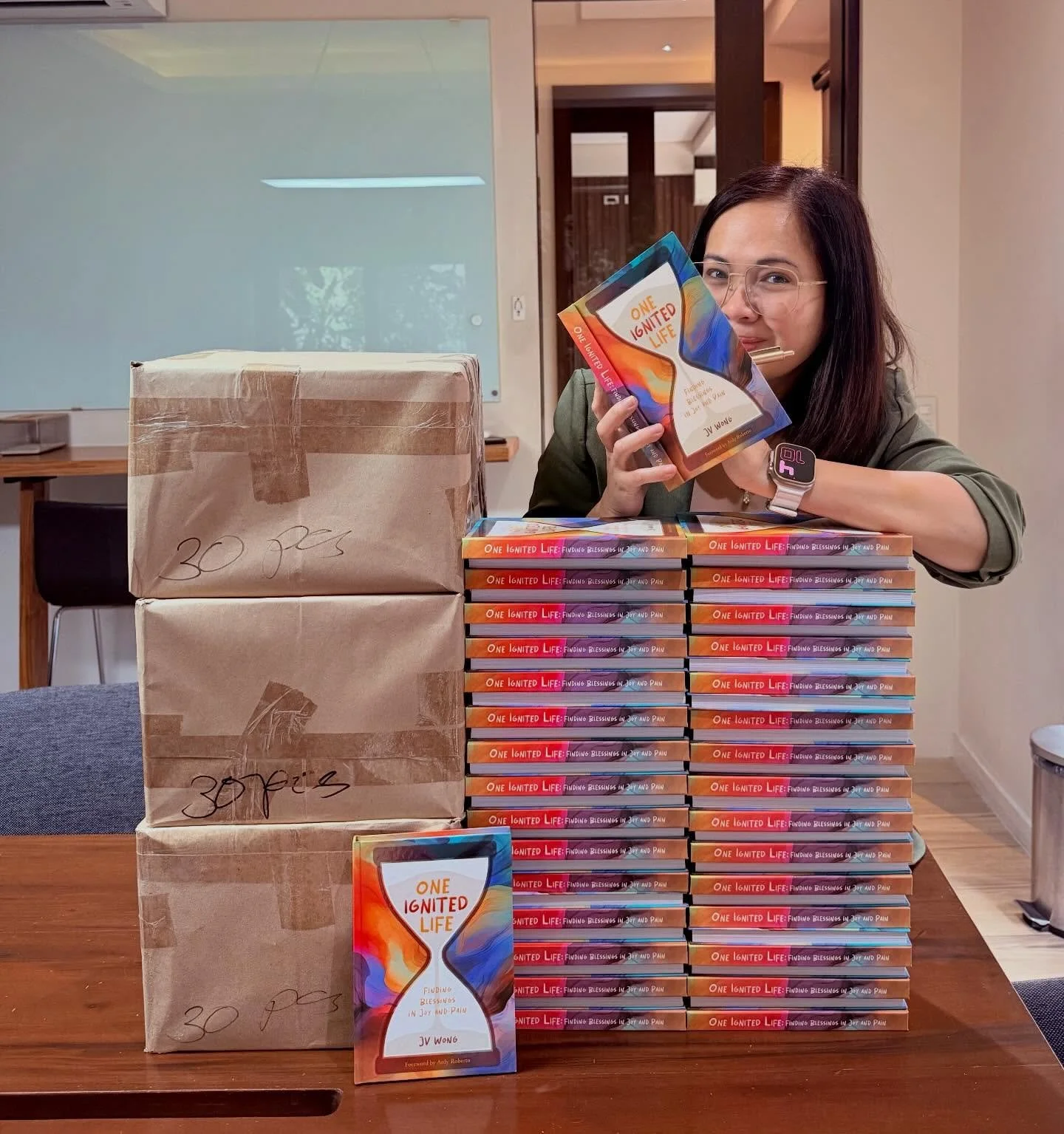 Let&rsquo;s do this! 
Blessing indeed. 350 books for signing in preparation for a Monday kick off rally❤️
You may visit http://www.chiefigniter.com if you feel One Ignited Life: Finding Blessings in Joy and Pain connects with you. 
We are ready for o