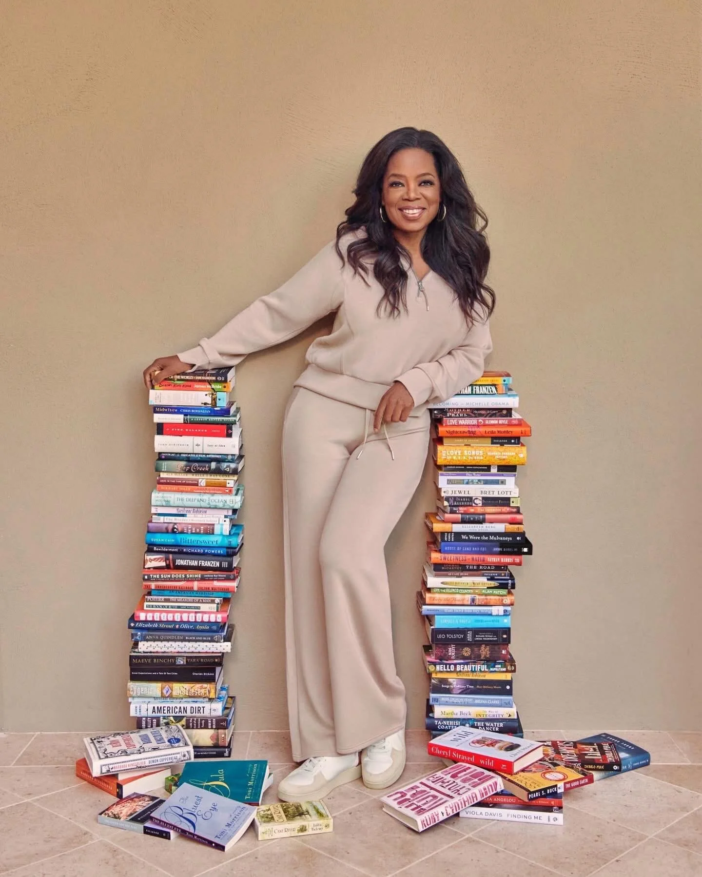 &ldquo;I love being surrounded by books. For me, they&rsquo;re like art, little pieces of sculpture placed all over the house, reminding me, always, of the power of the written word. Just looking at them brings me the purest kind of joy&rdquo;. - @op