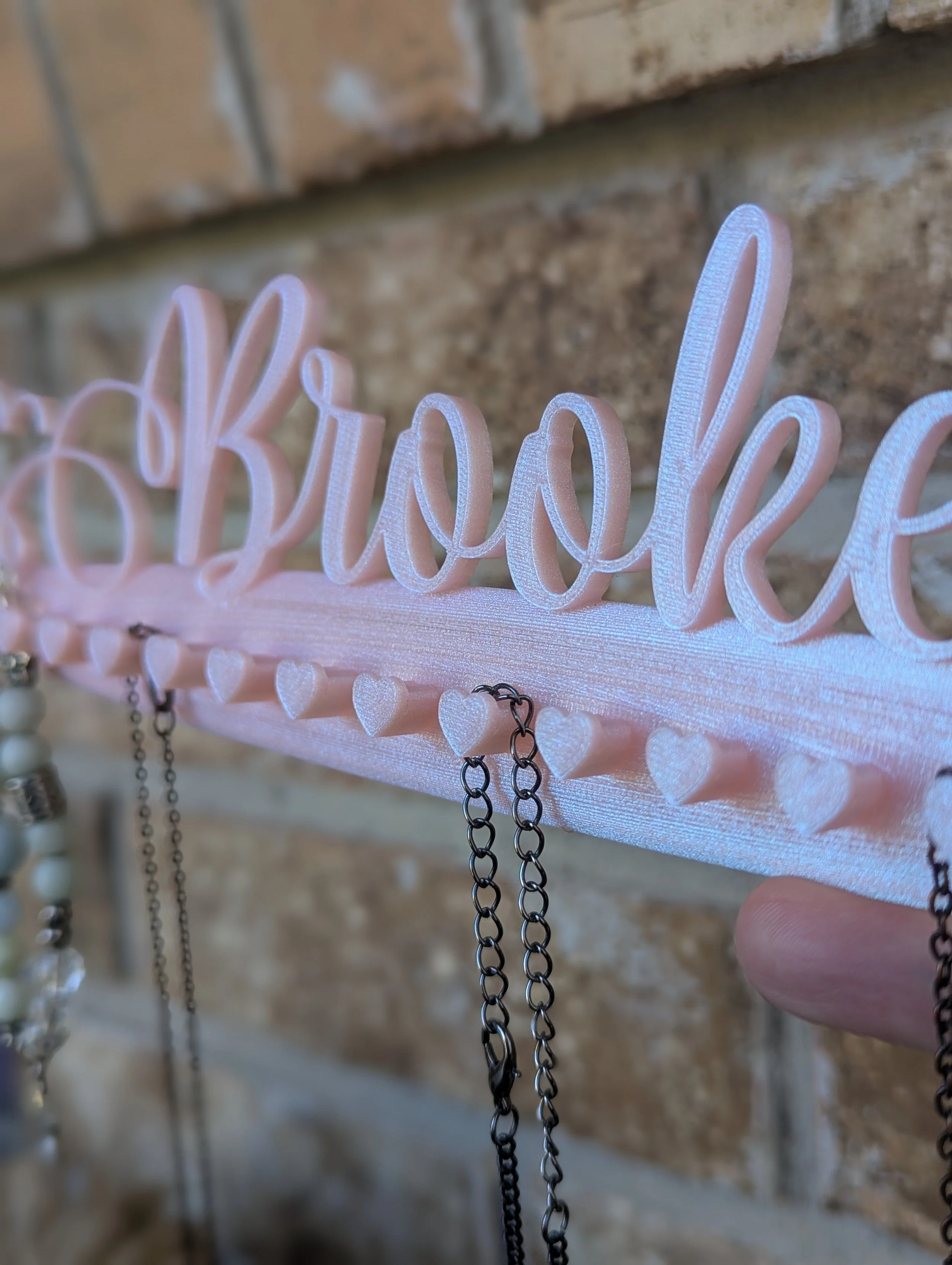 Personalized name necklace hanger