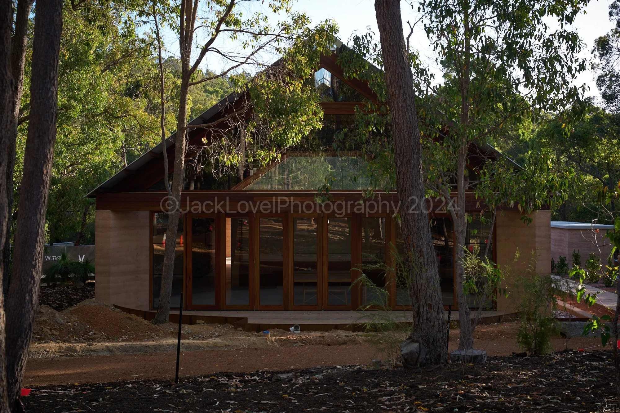 20251217_Hovea_Flowhouse_ 332.jpg