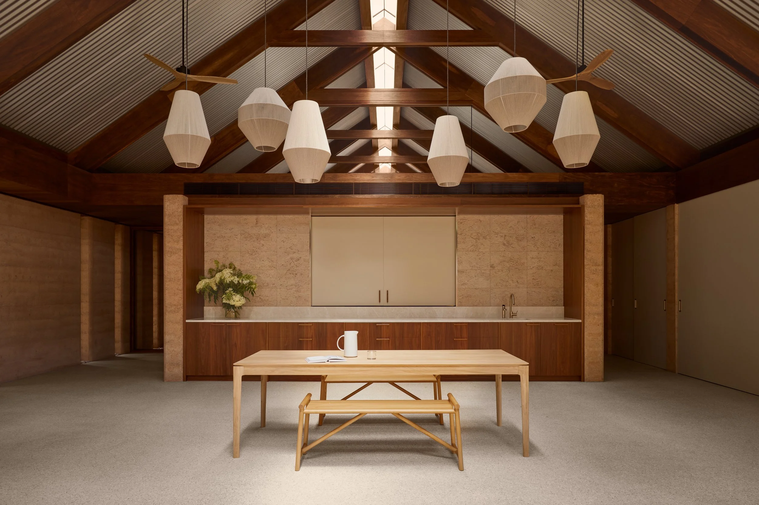 20251217_Hovea_Flowhouse_ 9.jpg