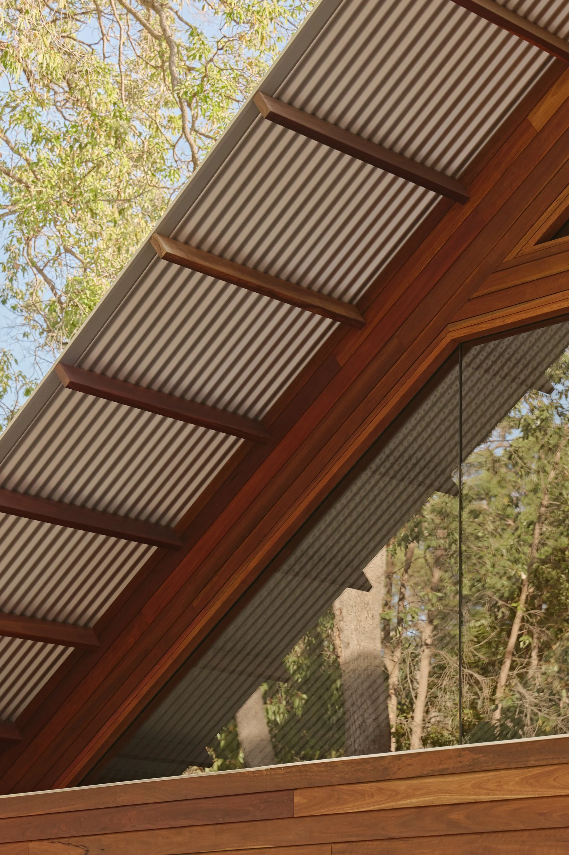 20251217_Hovea_Flowhouse_ 337.jpg