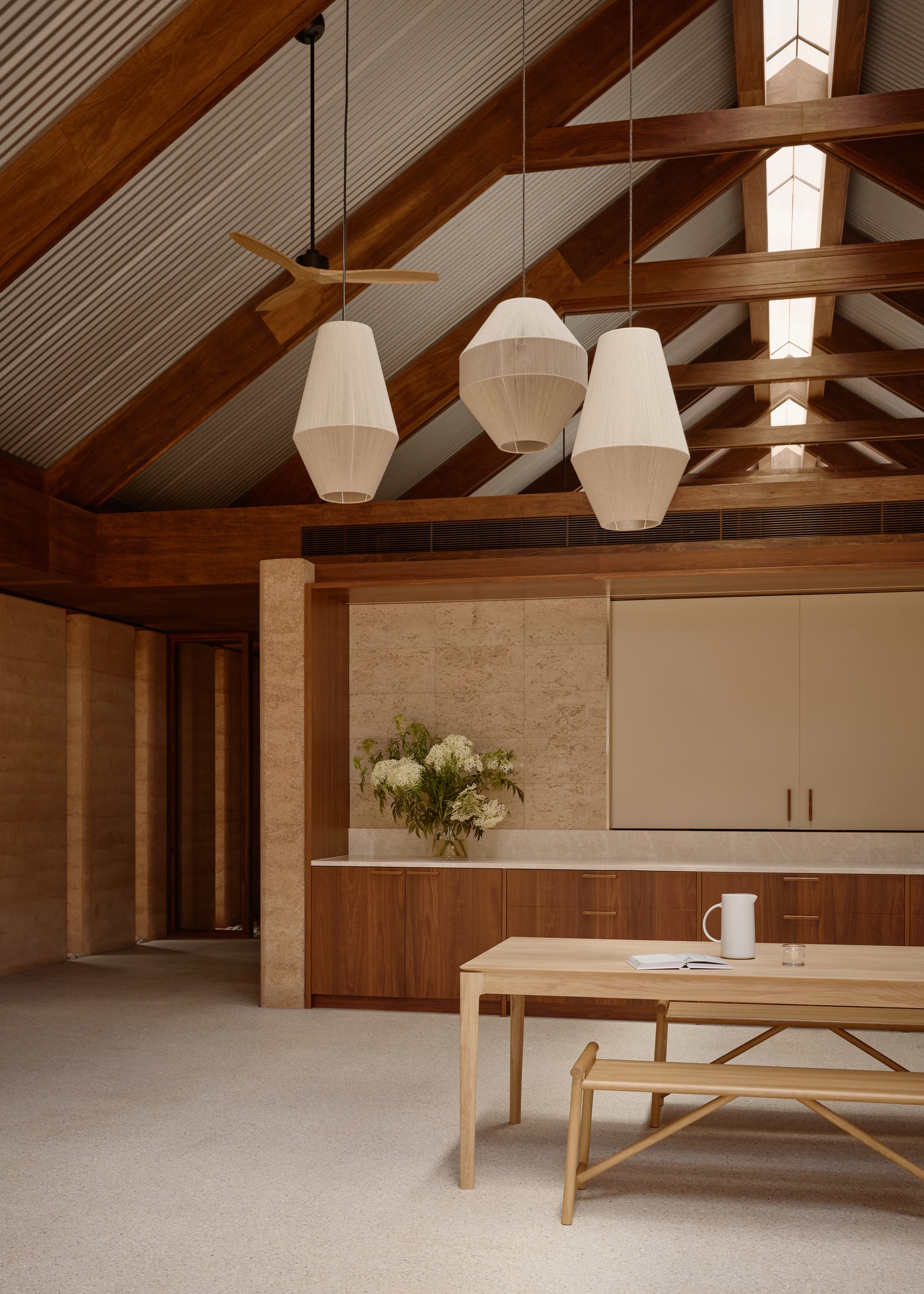 20251217_Hovea_Flowhouse_ 14.jpg