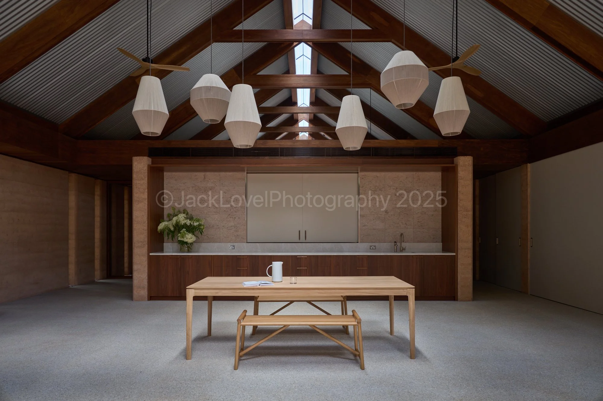 20251217_Hovea_Flowhouse_ 8.jpg