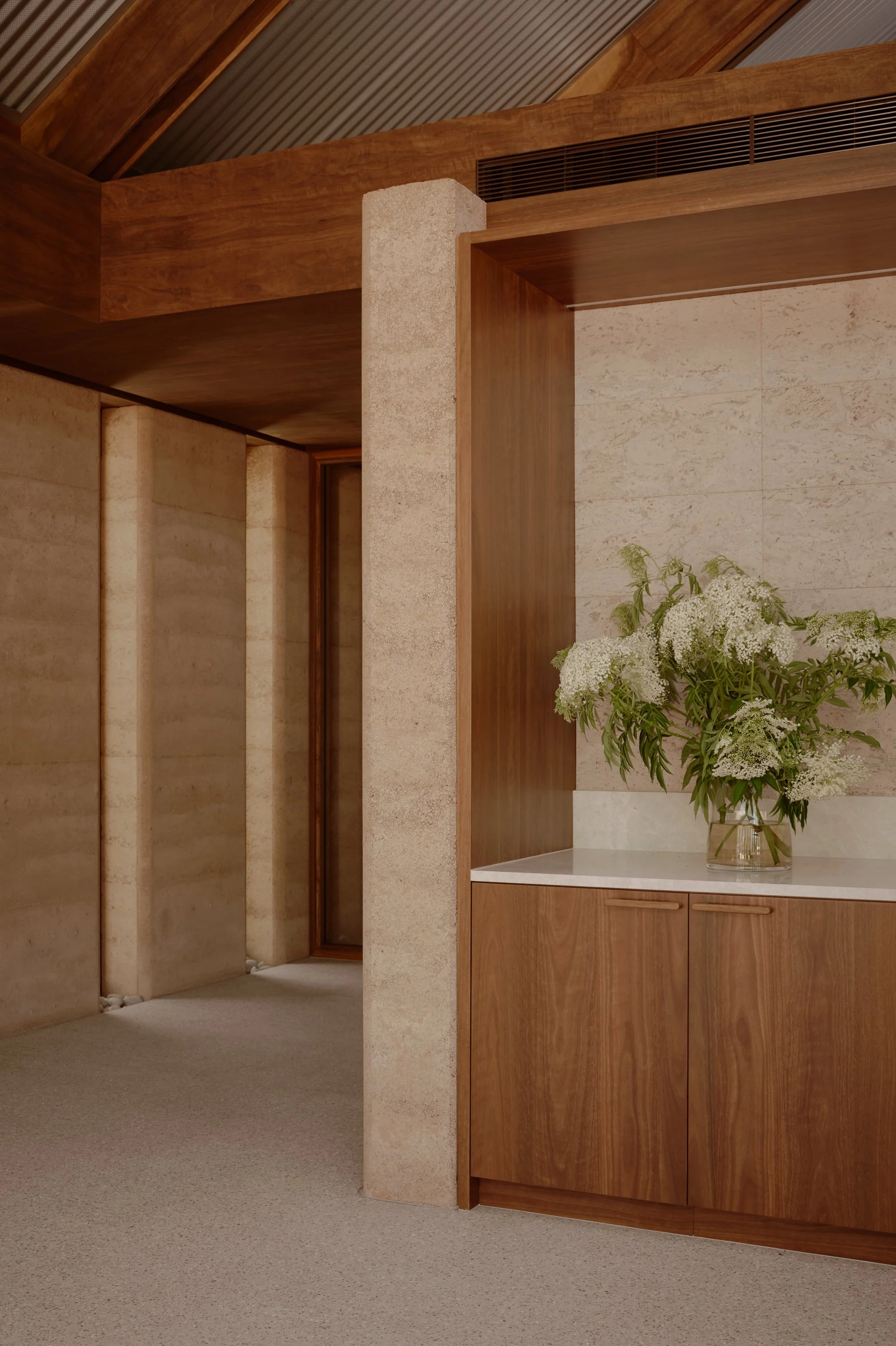 20251217_Hovea_Flowhouse_ 118.jpg