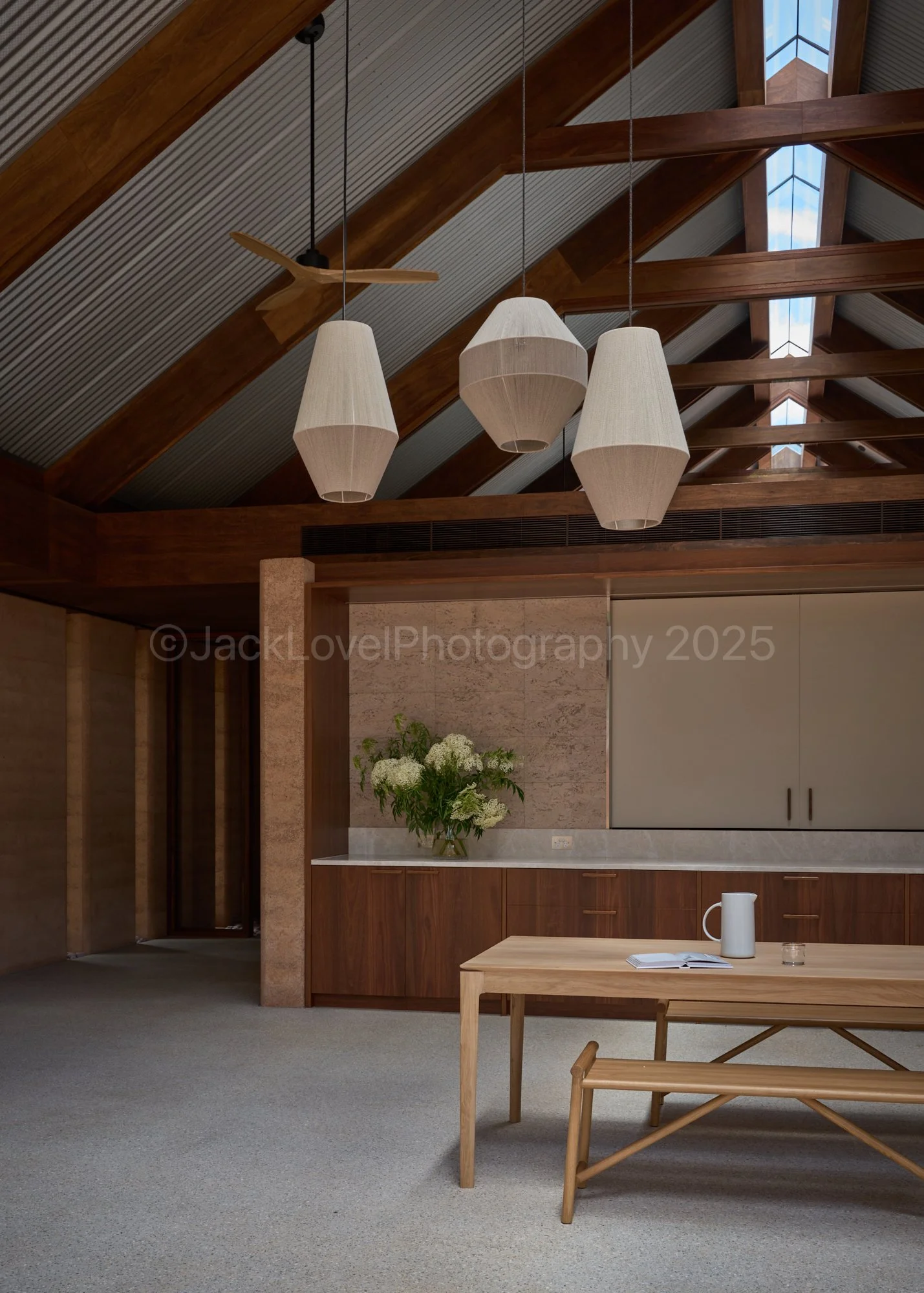 20251217_Hovea_Flowhouse_ 14.jpg