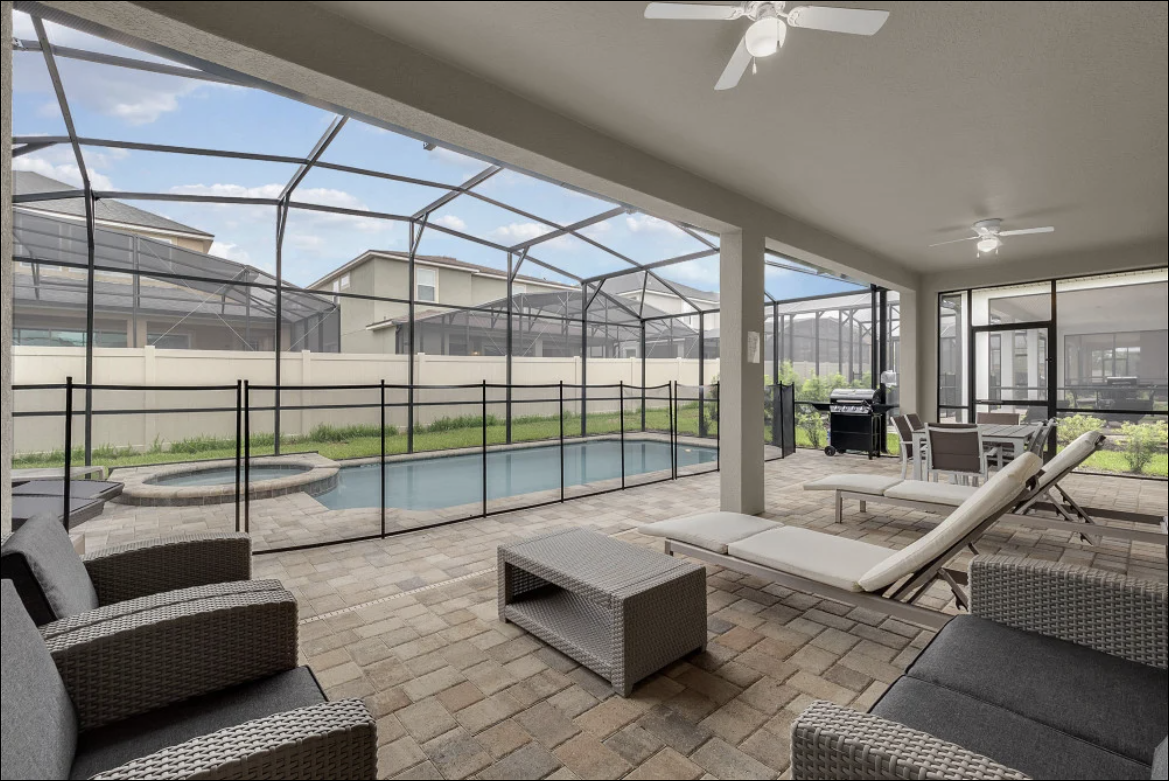 Screenshot 2025-12-13 232658.png