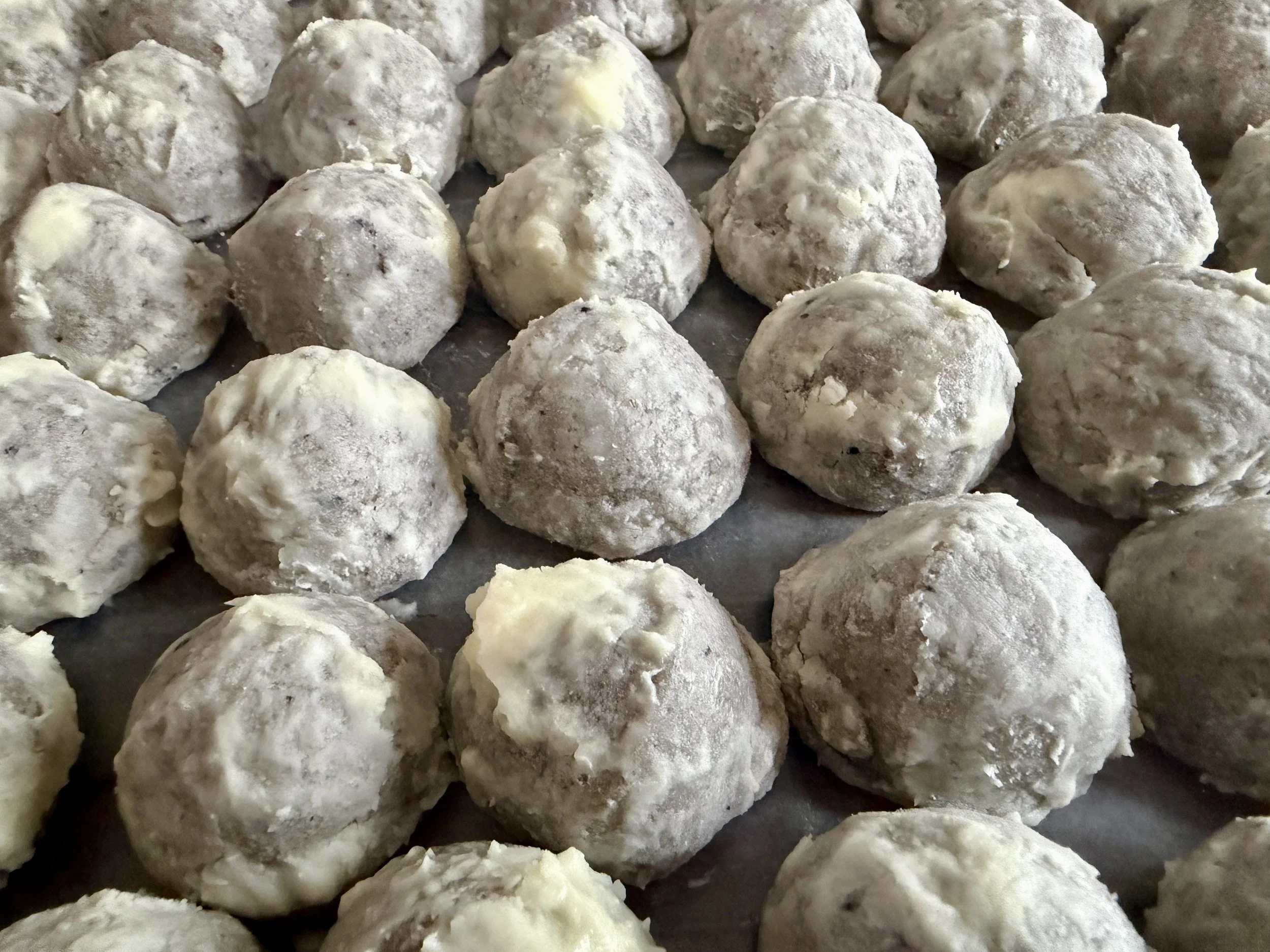 Blueberry Cheesecake Wedding Cake cookies made by Wisconsin Cottage Bakery Twelve Moons Baking, using locally sourced ingredients.