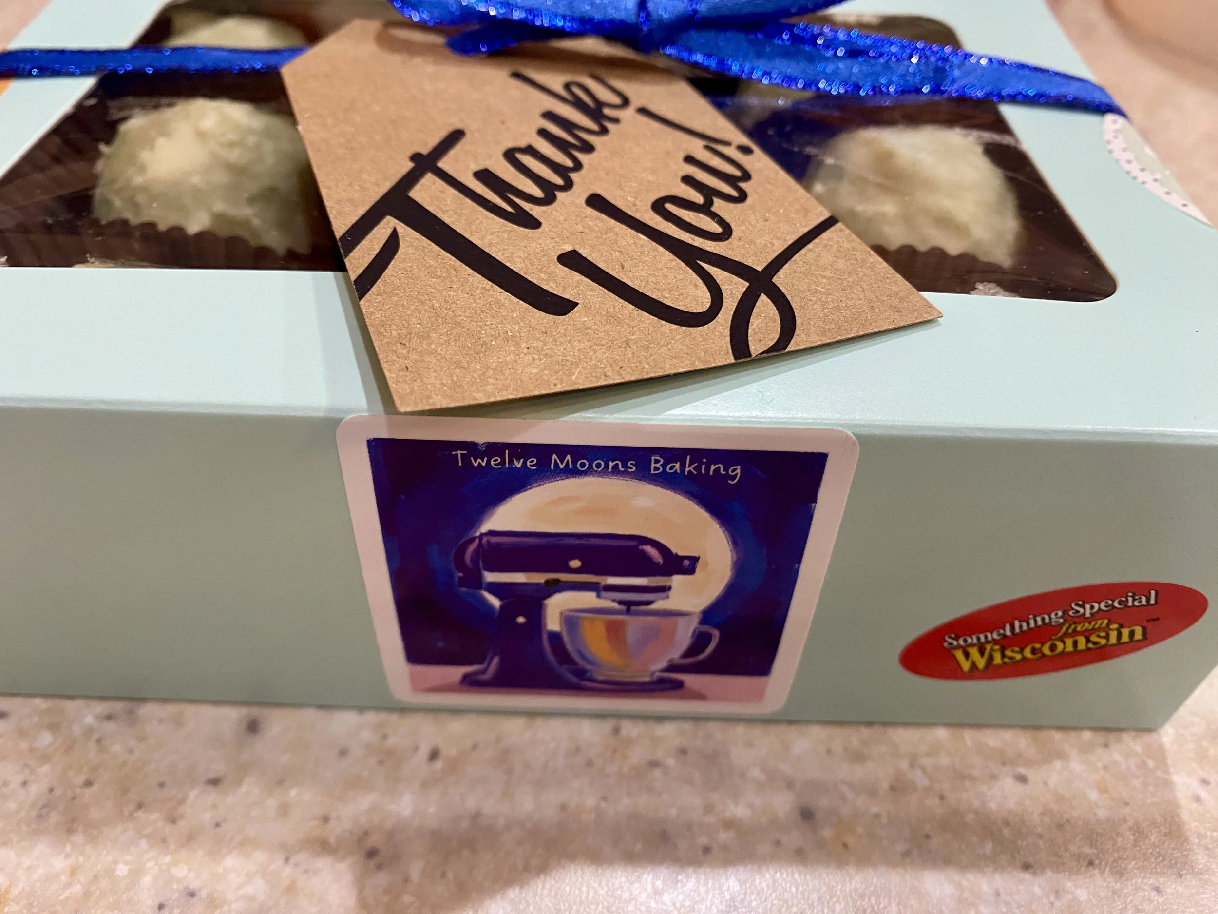 Full Moon Box of Cookie of the Month (about 18 cookies)